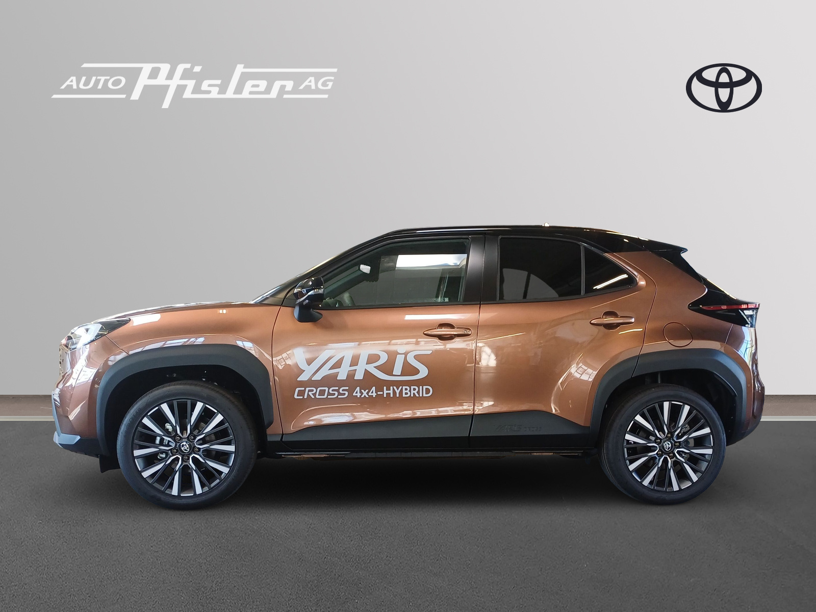 TOYOTA Yaris Cross 1.5 VVT-i HSD Premium AWD-i-image-2