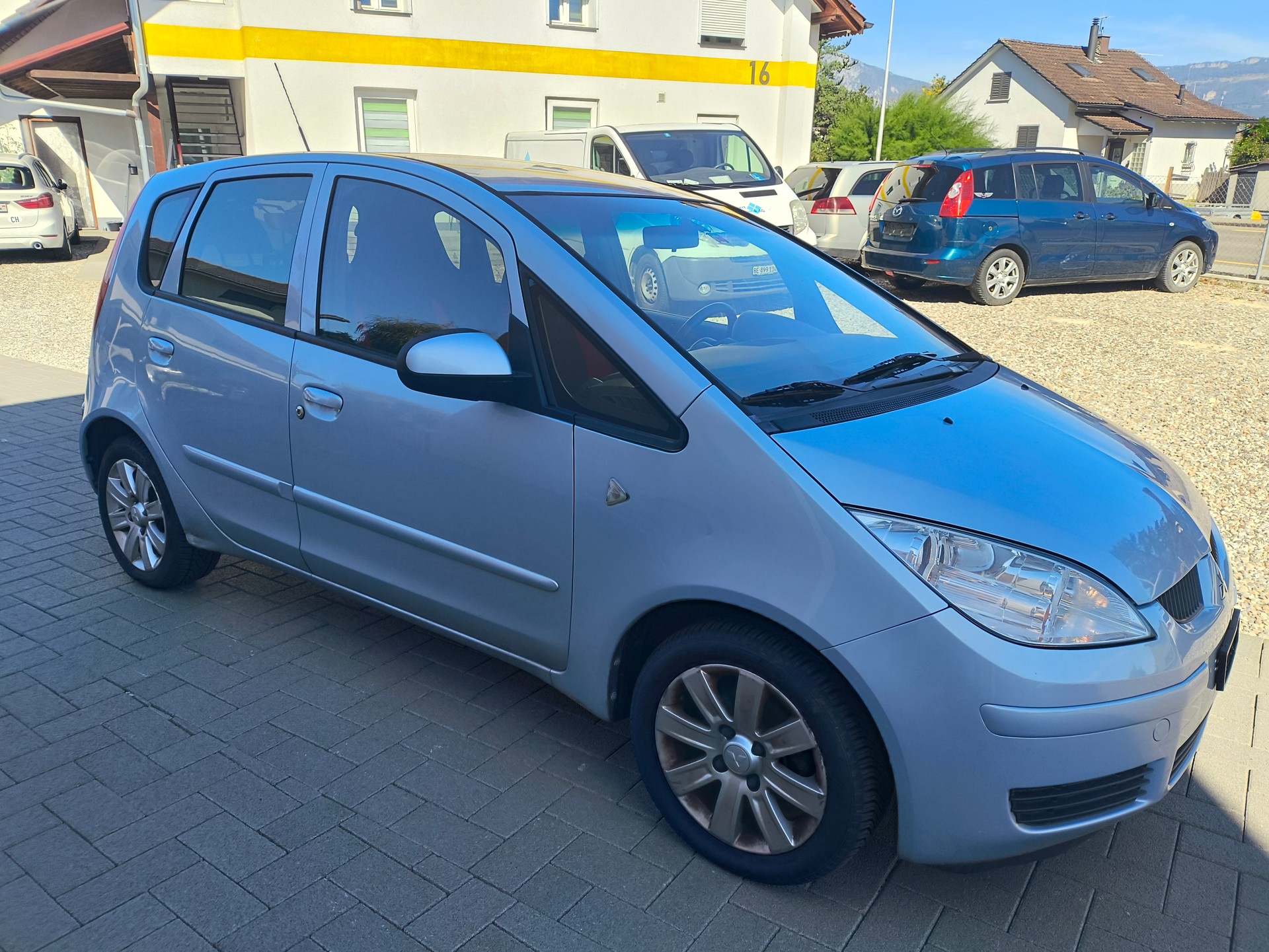 MITSUBISHI Colt 1.3 16V Inform Luxe-image-6
