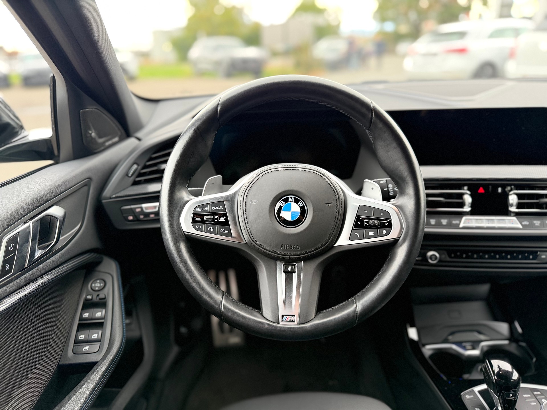 BMW M135i xDrive Steptronic-image-16