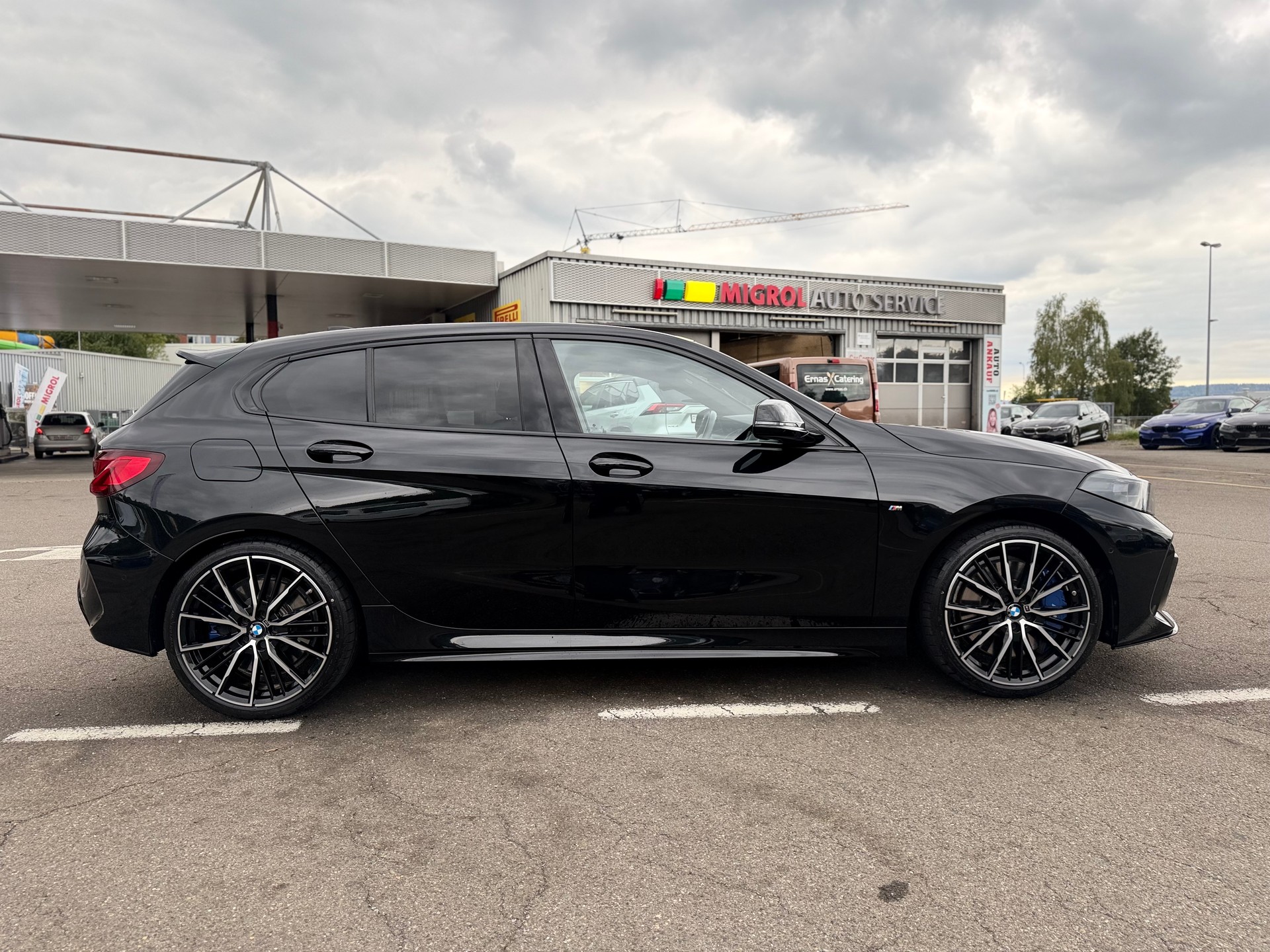 BMW M135i xDrive Steptronic-image-11