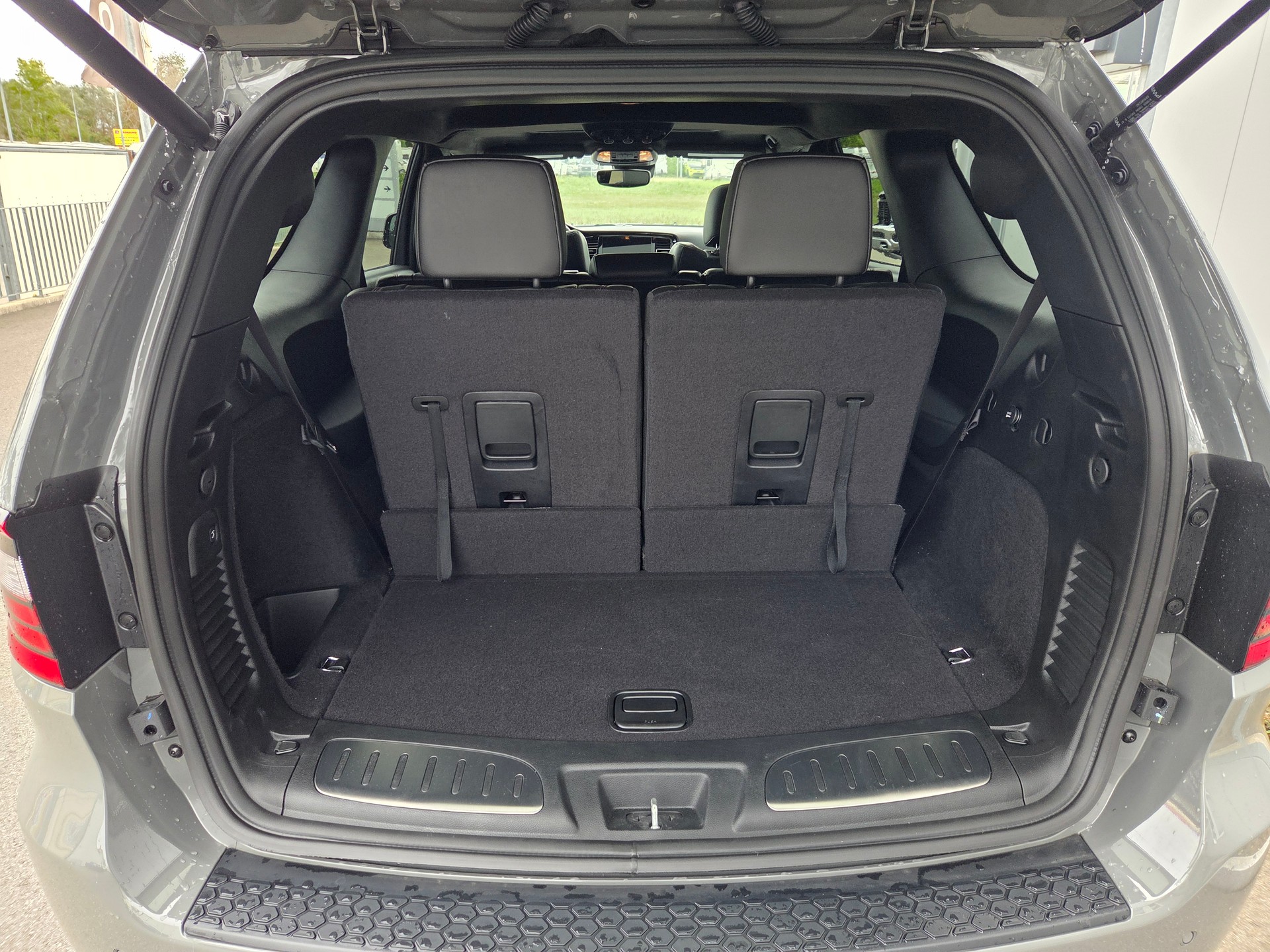 DODGE Durango 5.7 4x4 R/T 365PS / 7-Plätzer 3.5 T AHK / GRAIL Auspuff-image-4