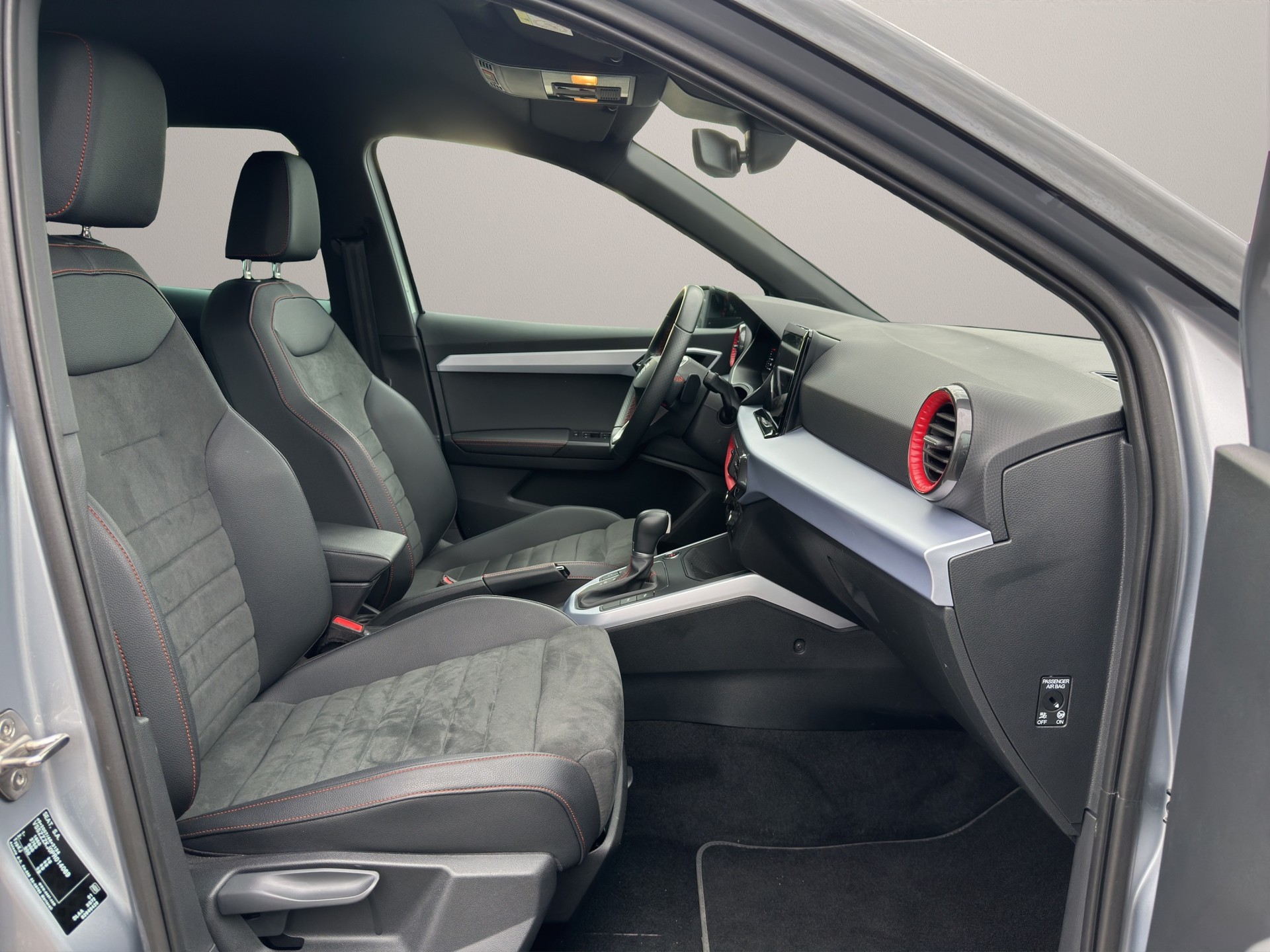 SEAT Arona 1.0 TSI Eco Hola FR DSG-image-10