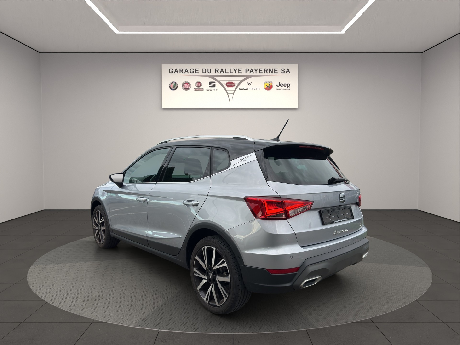 SEAT Arona 1.0 TSI Eco Hola FR DSG-image-2