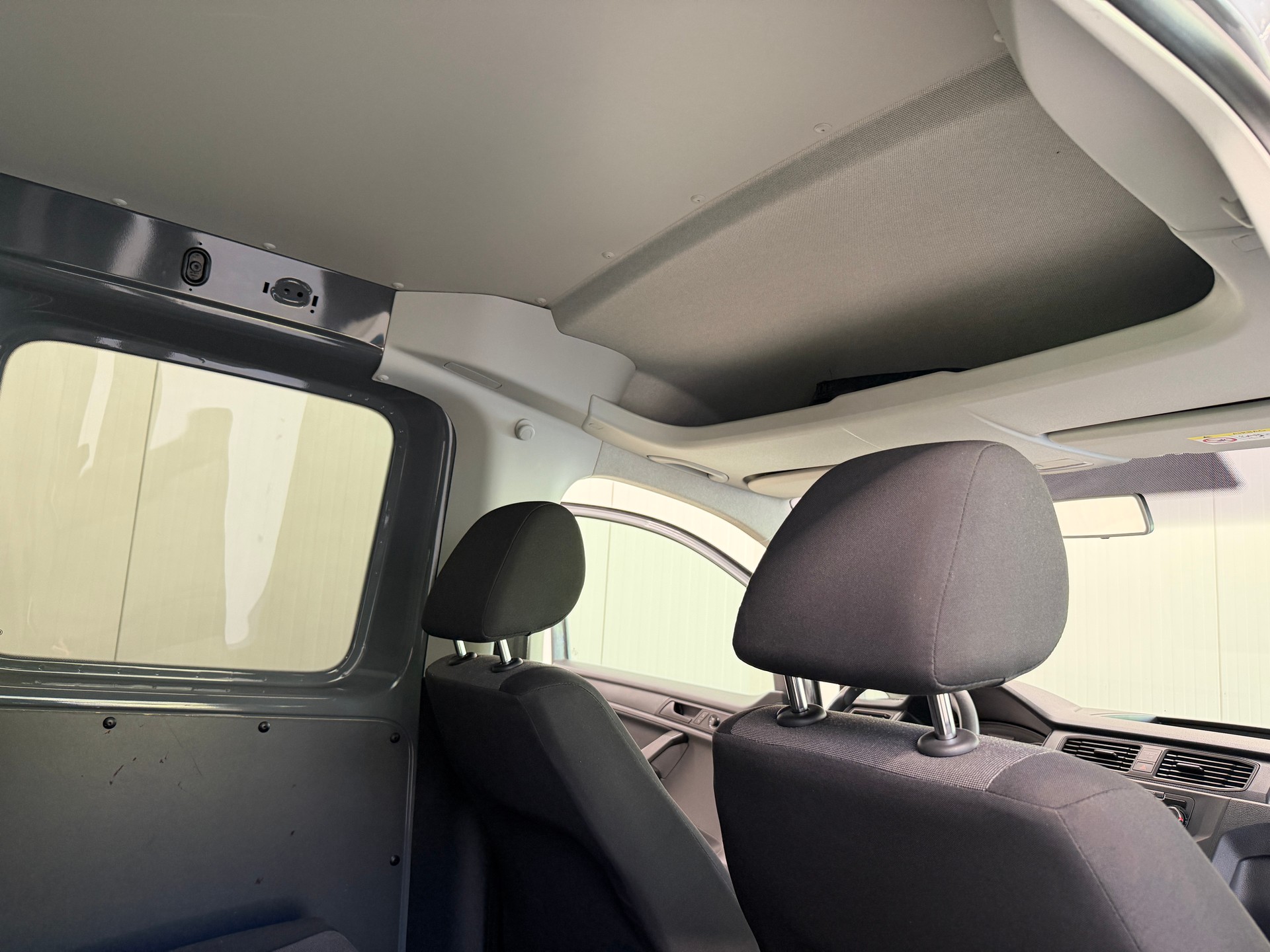 VW Caddy 2.0TDI 4Motion BlueMotion Technology-image-19