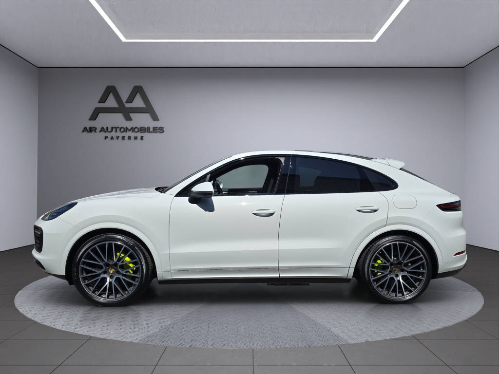 PORSCHE Cayenne Coupé 3.0 V6 E-Hybrid Platinum Edition-image-4