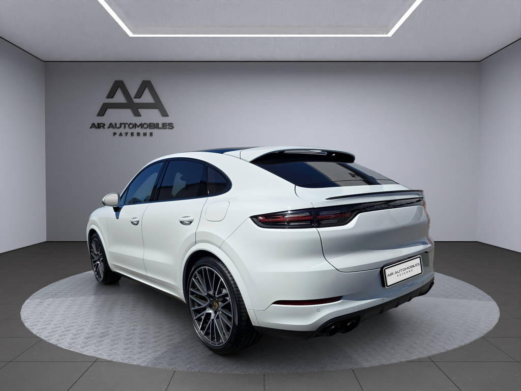 PORSCHE Cayenne Coupé 3.0 V6 E-Hybrid Platinum Edition-image-5