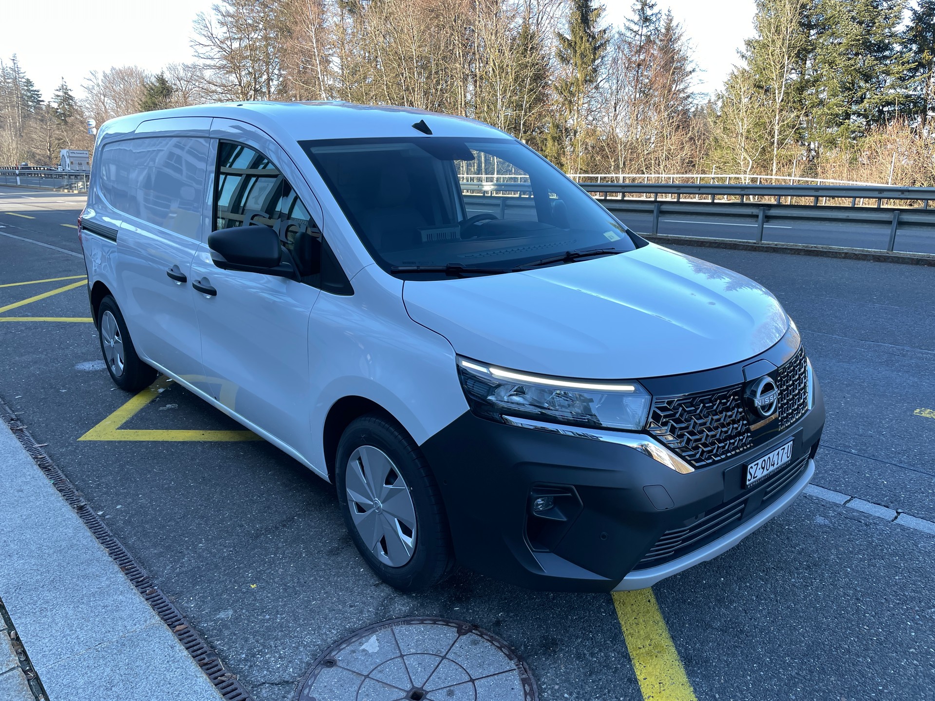 NISSAN Townstar EV45 kWh 22kW L2 Acenta mit AHK-image-2