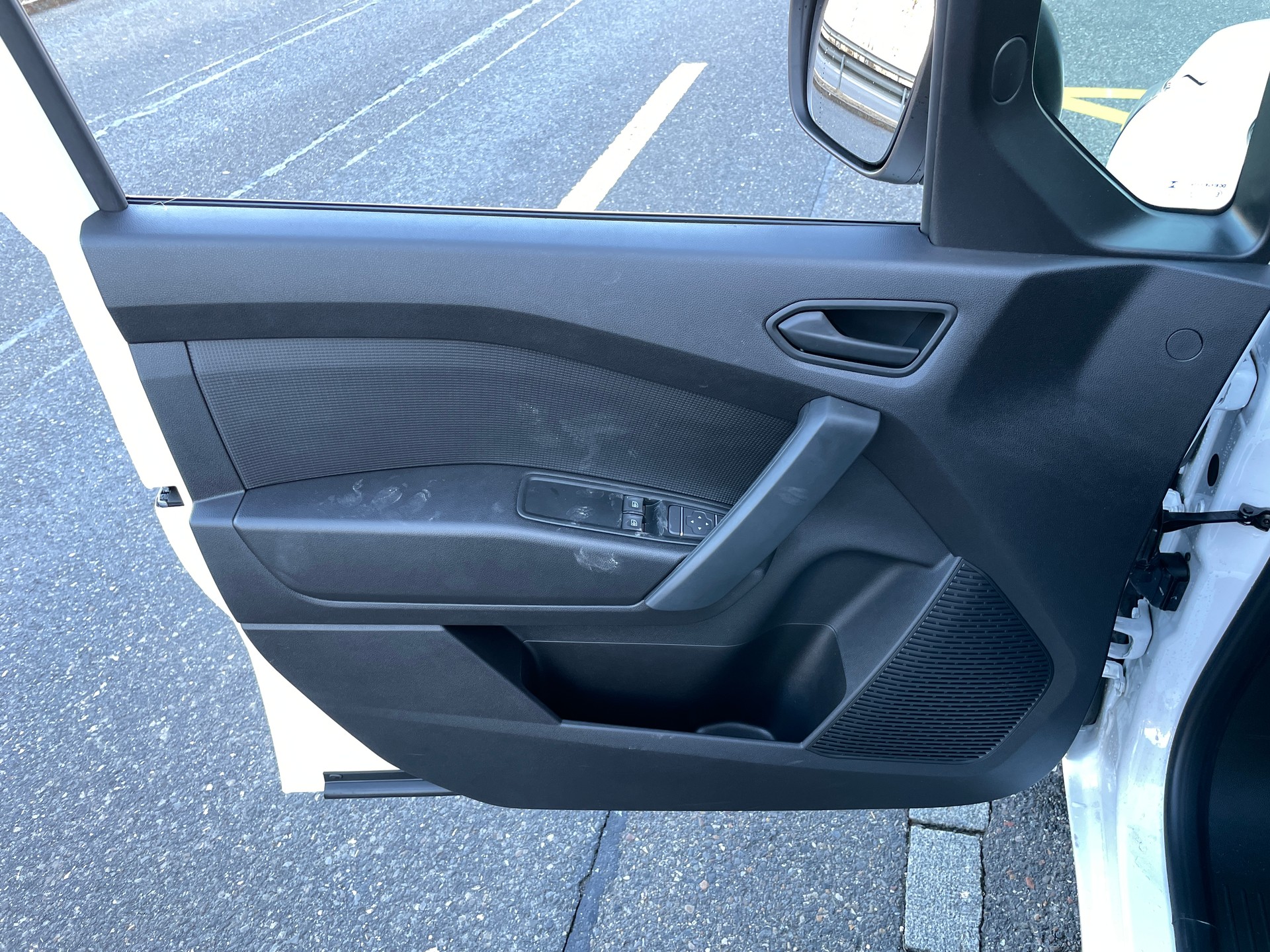 NISSAN Townstar EV45 kWh 22kW L2 Acenta mit AHK-image-11