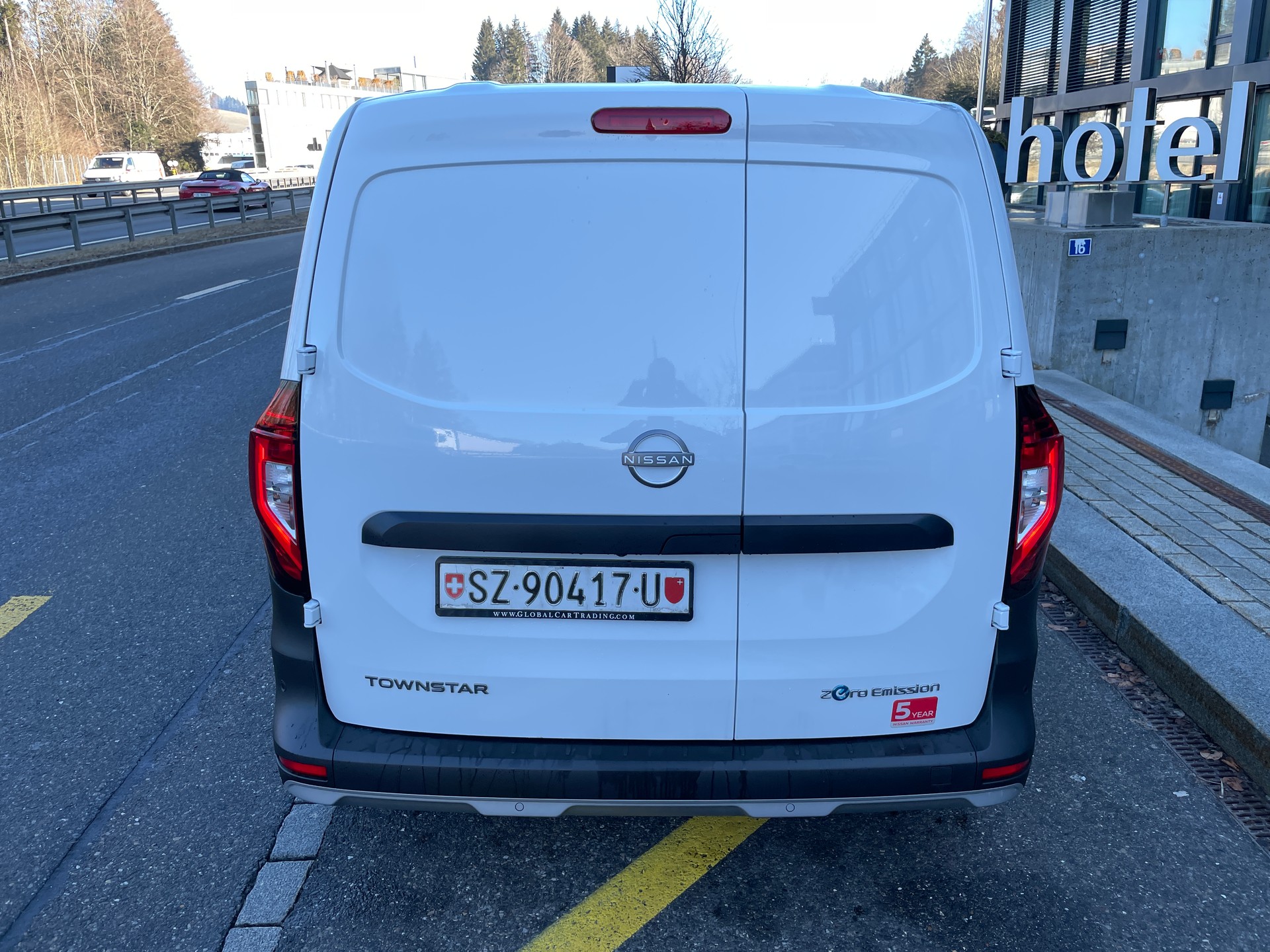 NISSAN Townstar EV45 kWh 22kW L2 Acenta mit AHK-image-6