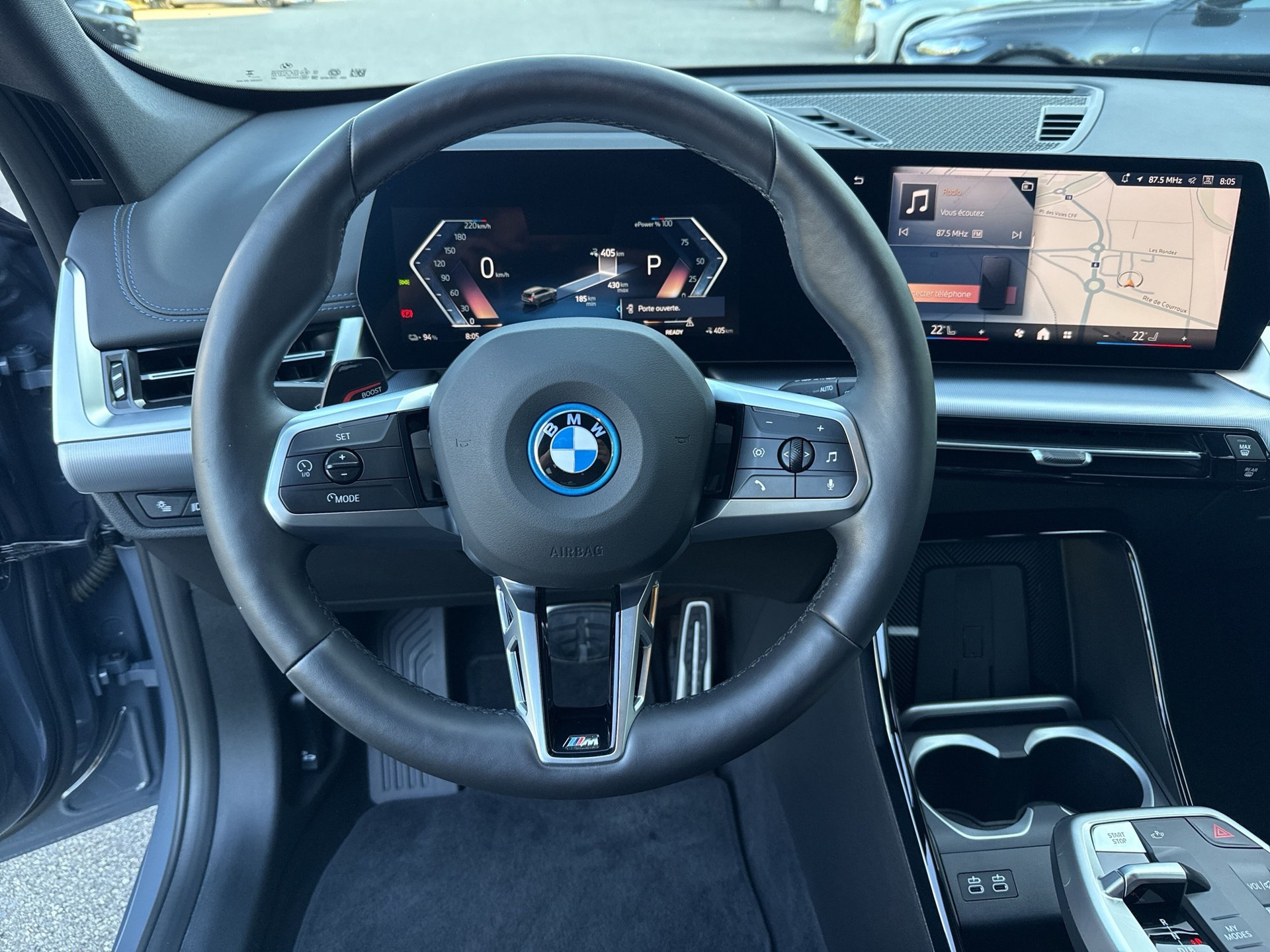 BMW iX1 xDrive 30 M Sport-image-11