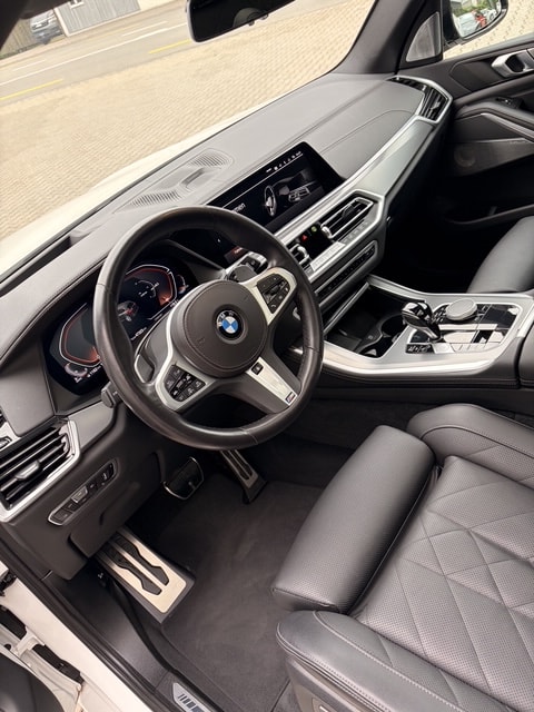 BMW X5 xDrive 48V 30d M Sport Steptronic-image-9