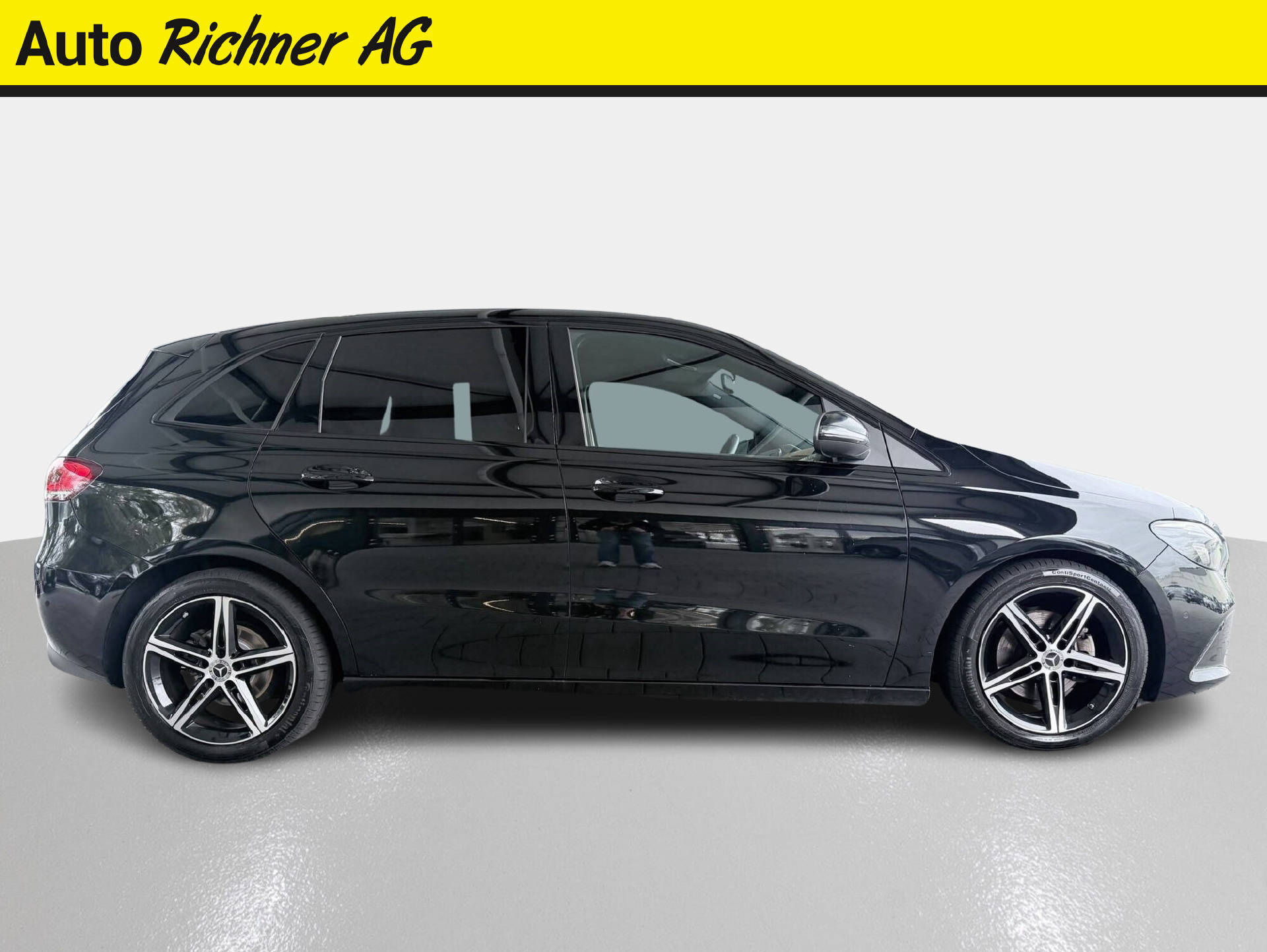 MERCEDES-BENZ B 200 d Night Star-image-2