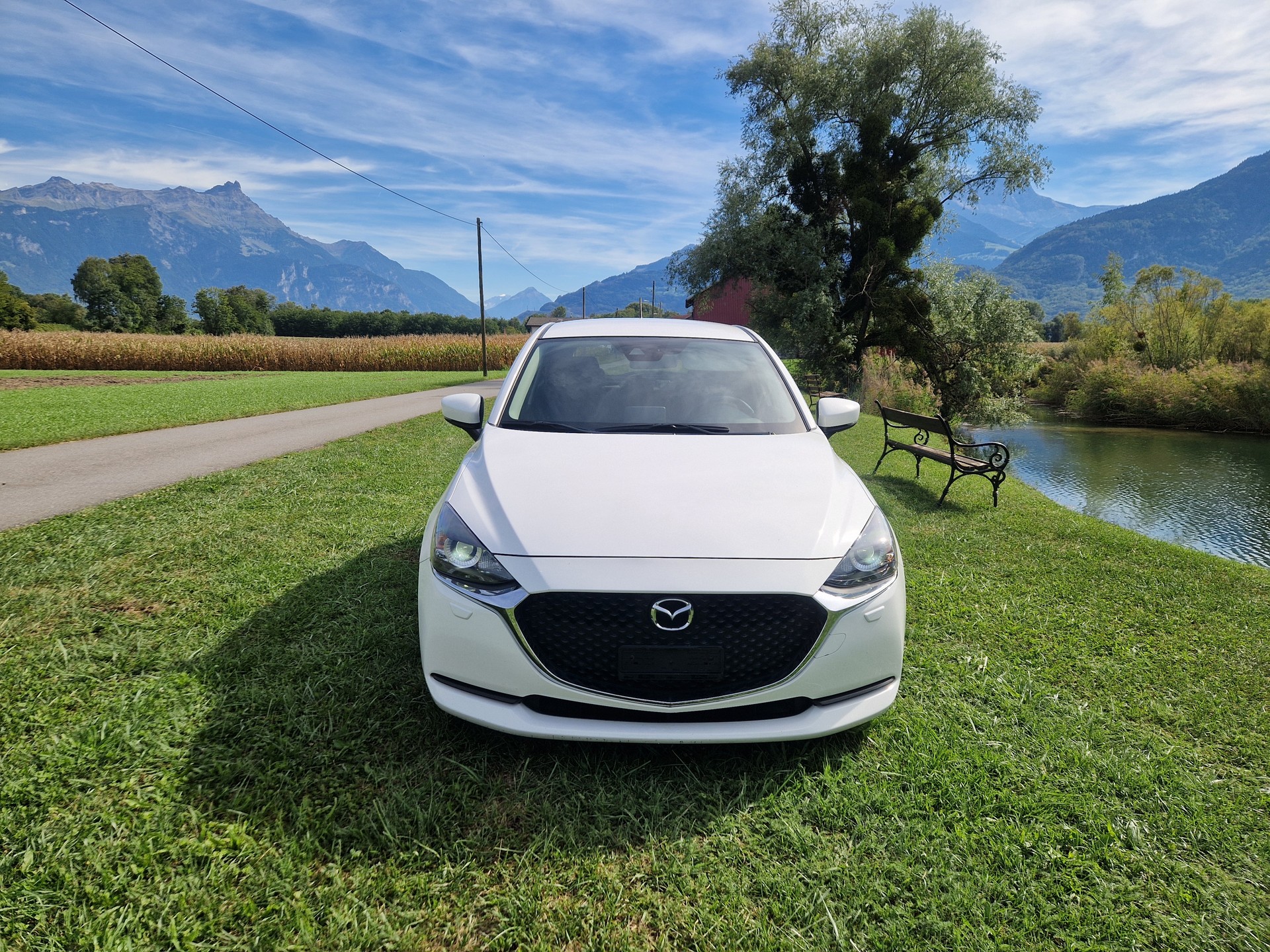 MAZDA 2 SKYACTIV-G 90 Ambition Plus Automat-image-1