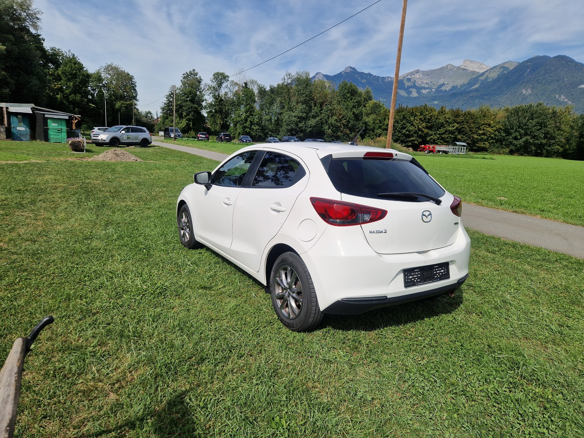 MAZDA 2 SKYACTIV-G 90 Ambition Plus Automat-image-5