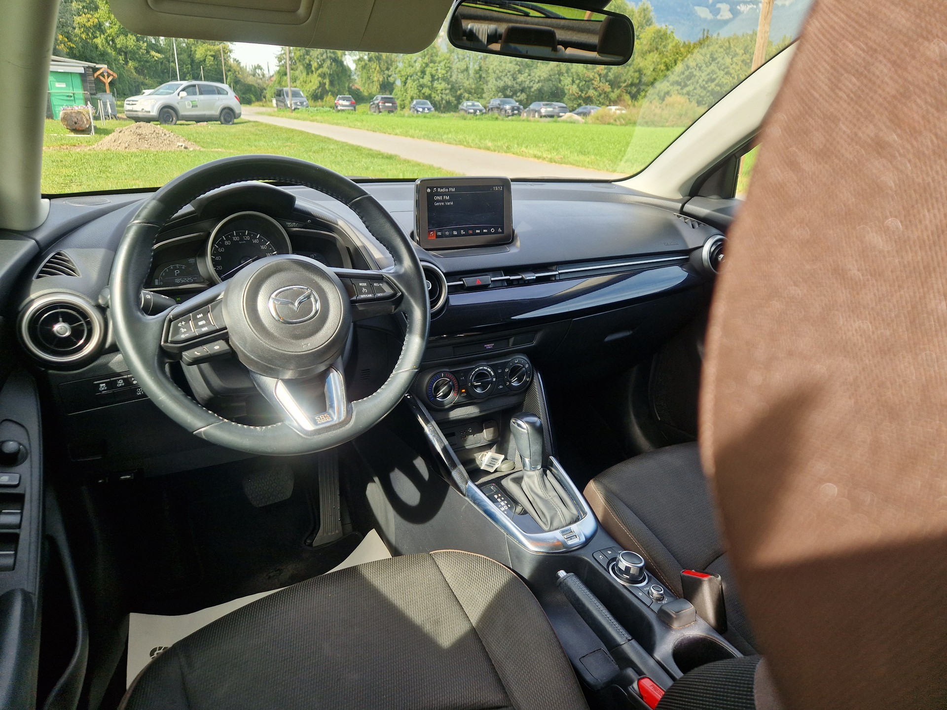 MAZDA 2 SKYACTIV-G 90 Ambition Plus Automat-image-7