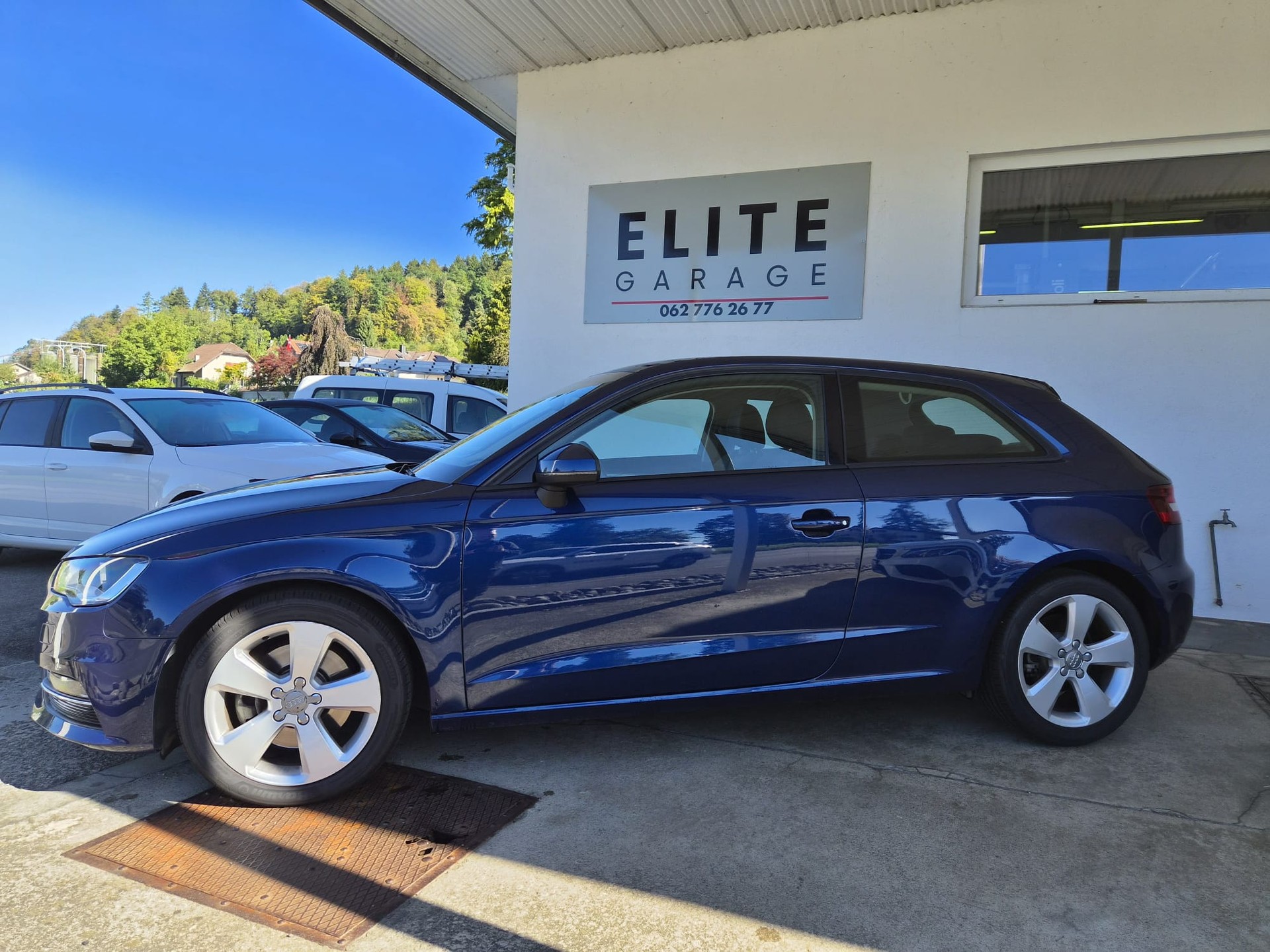 AUDI A3 1.8 TFSI Attraction S-tronic-image-2