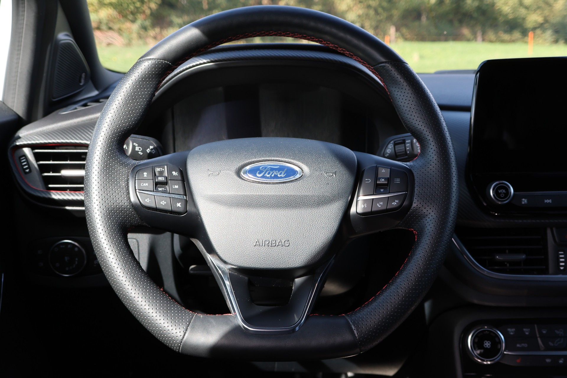 FORD Puma 1.0 MHEV ST-Line X-image-5