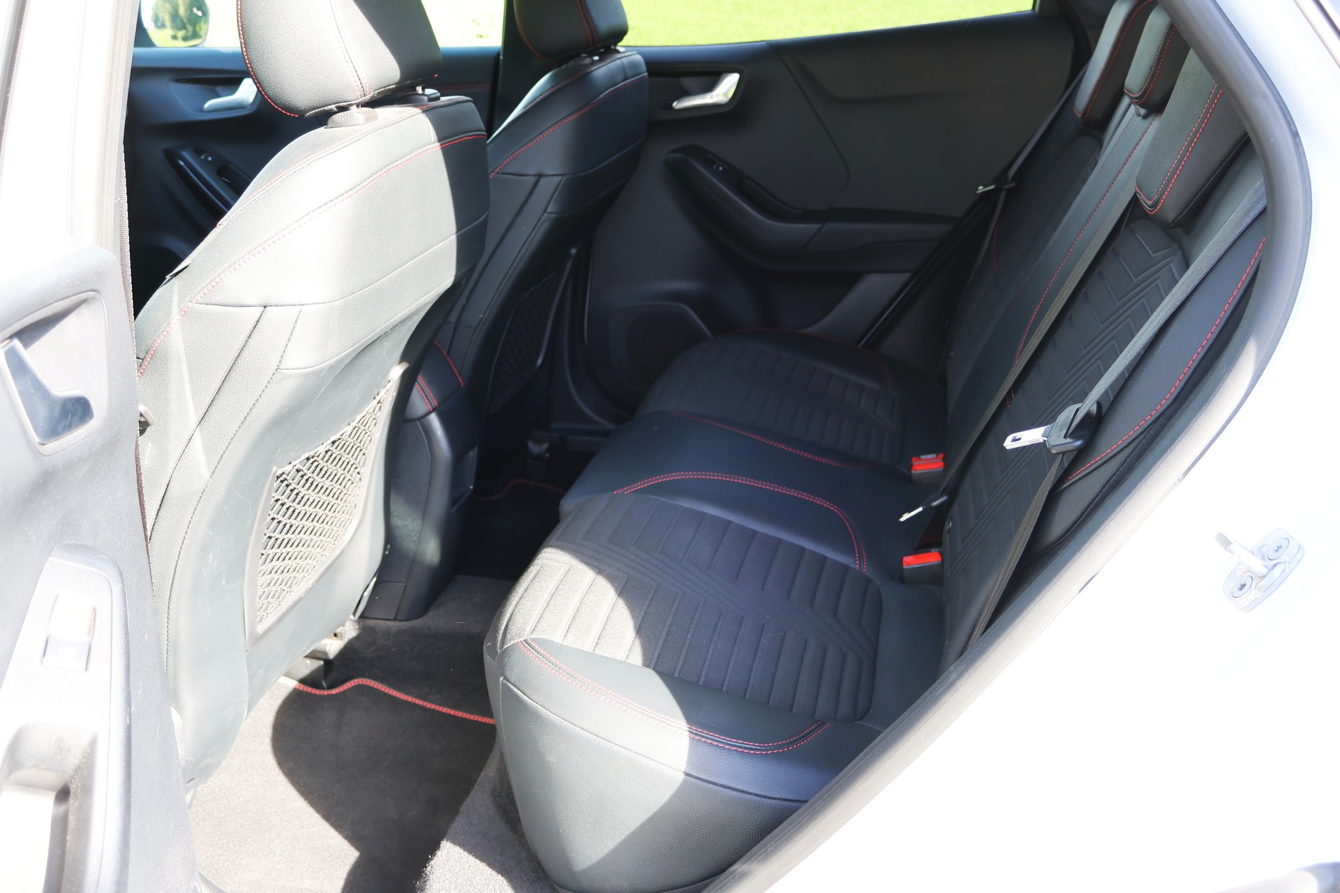 FORD Puma 1.0 MHEV ST-Line X-image-17