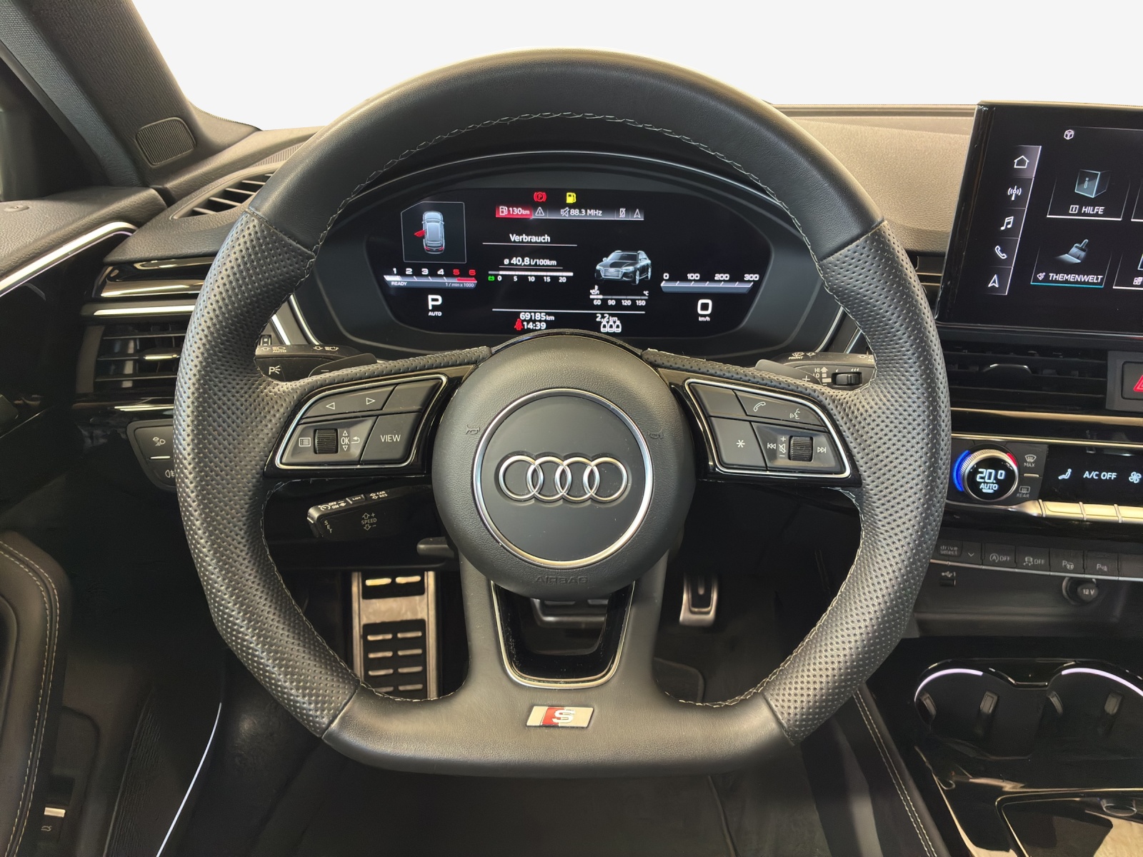 AUDI A4 Avant 40 TDI S line Attraction quattro S-tronic-image-9