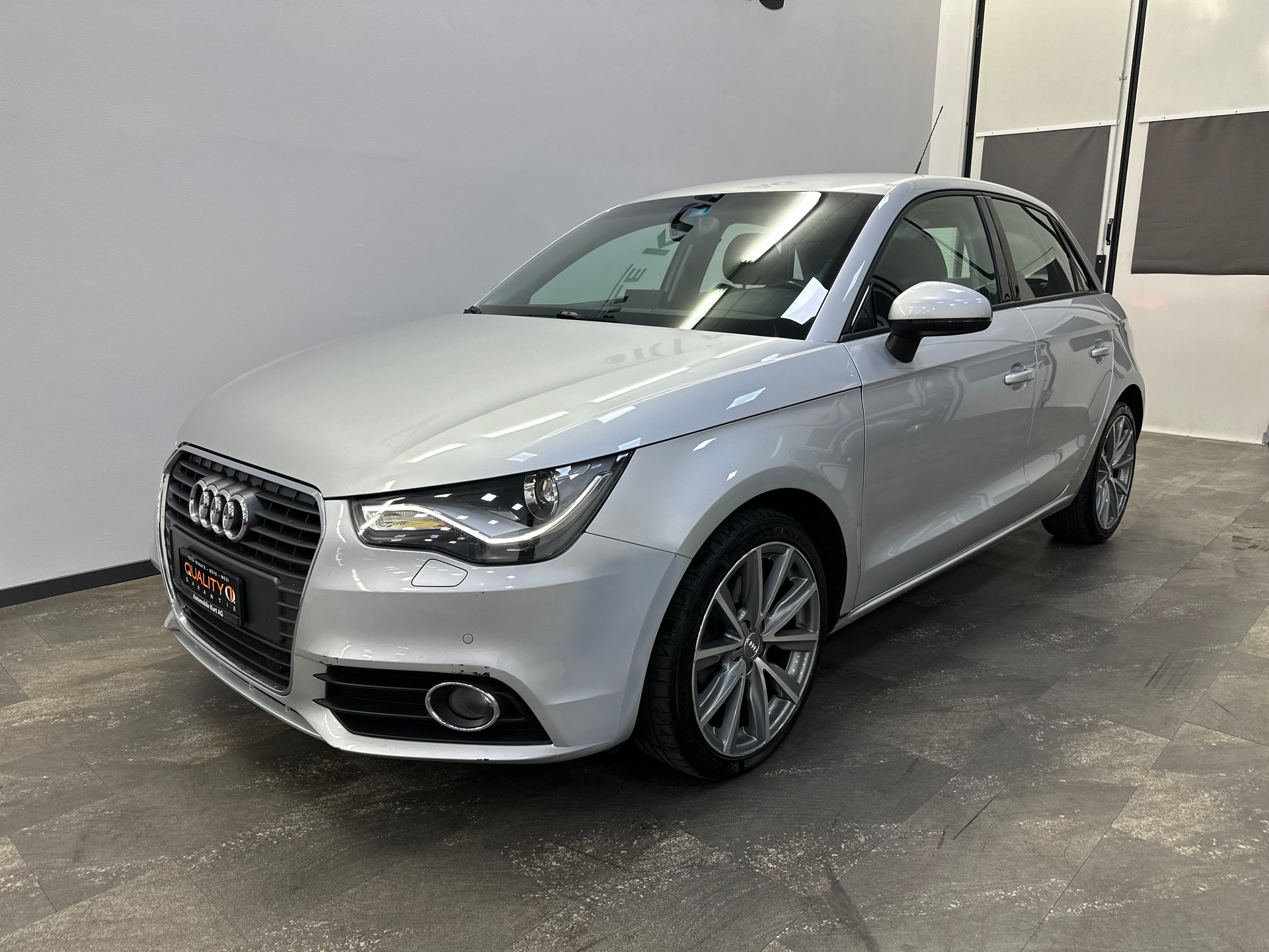 AUDI A1 Sportback 1.4 TFSI Ambition S-tronic-image-6