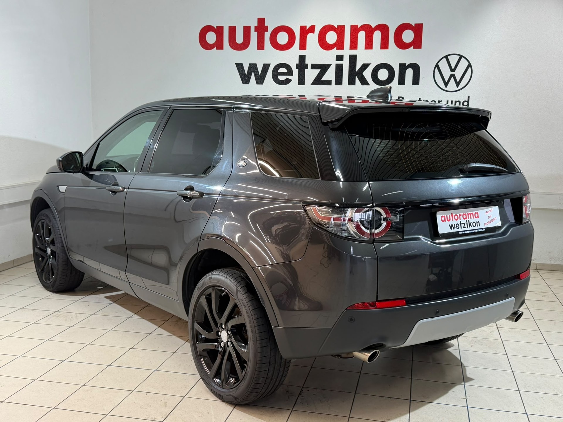 LAND ROVER Discovery Sport 2.0 SD4 HSE AT9-image-2