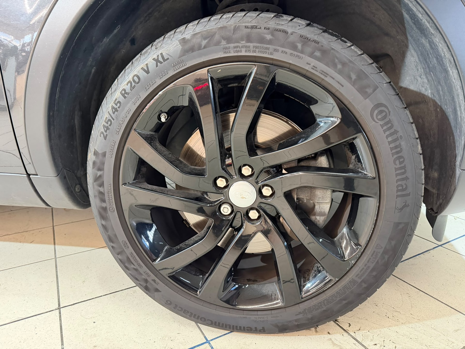 LAND ROVER Discovery Sport 2.0 SD4 HSE AT9-image-4