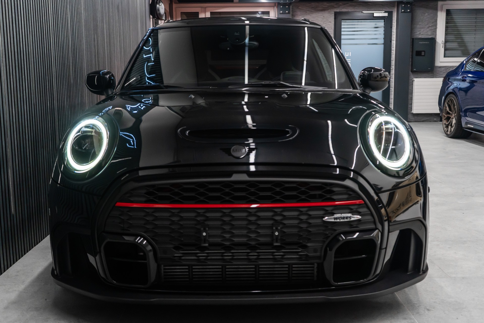 MINI Cooper John Cooper Works Steptronic-image-5