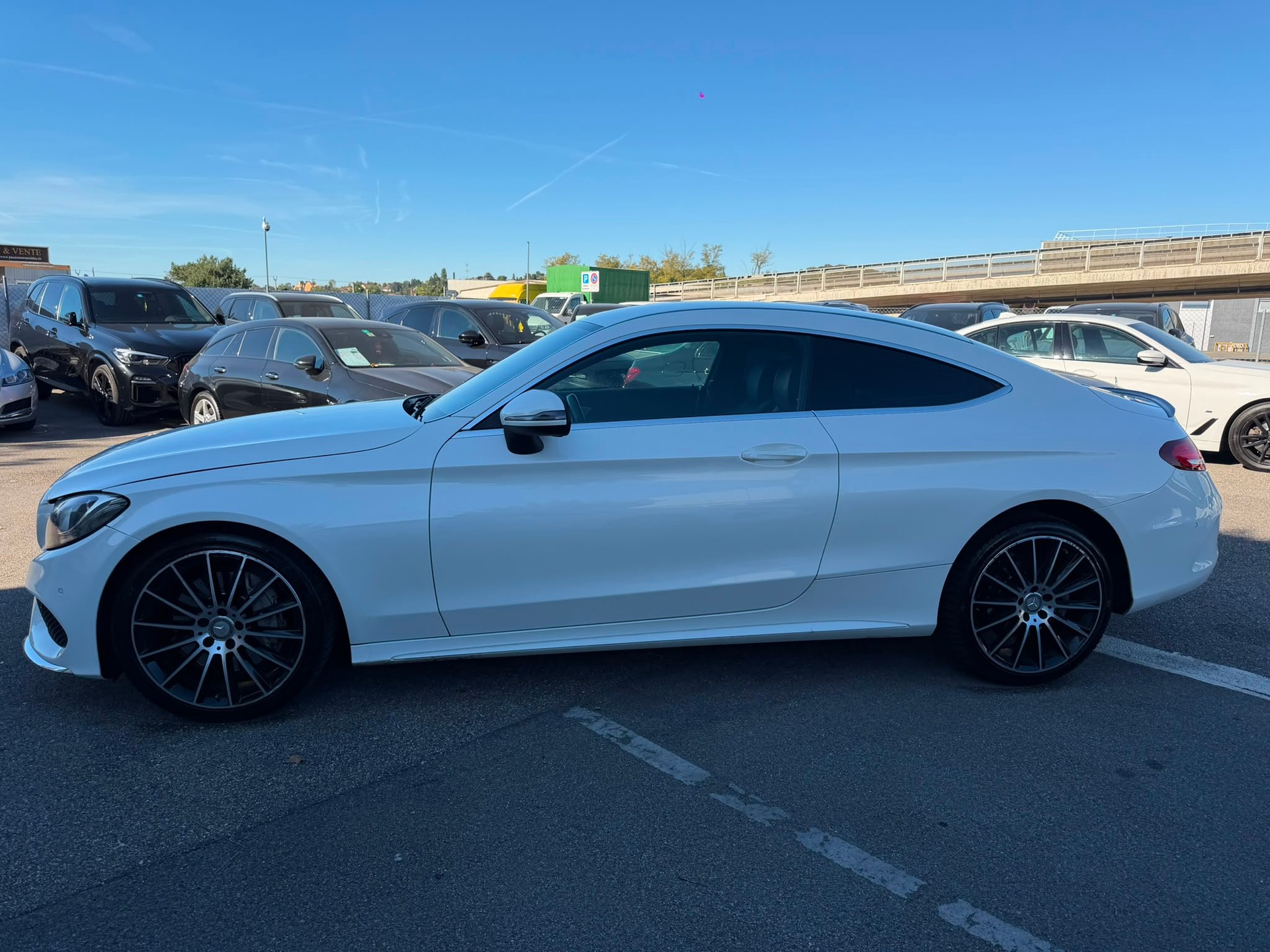 MERCEDES-BENZ C 250 d AMG Line Coupé 9G-Tronic garantie 2 ans expertiser du jours-image-2