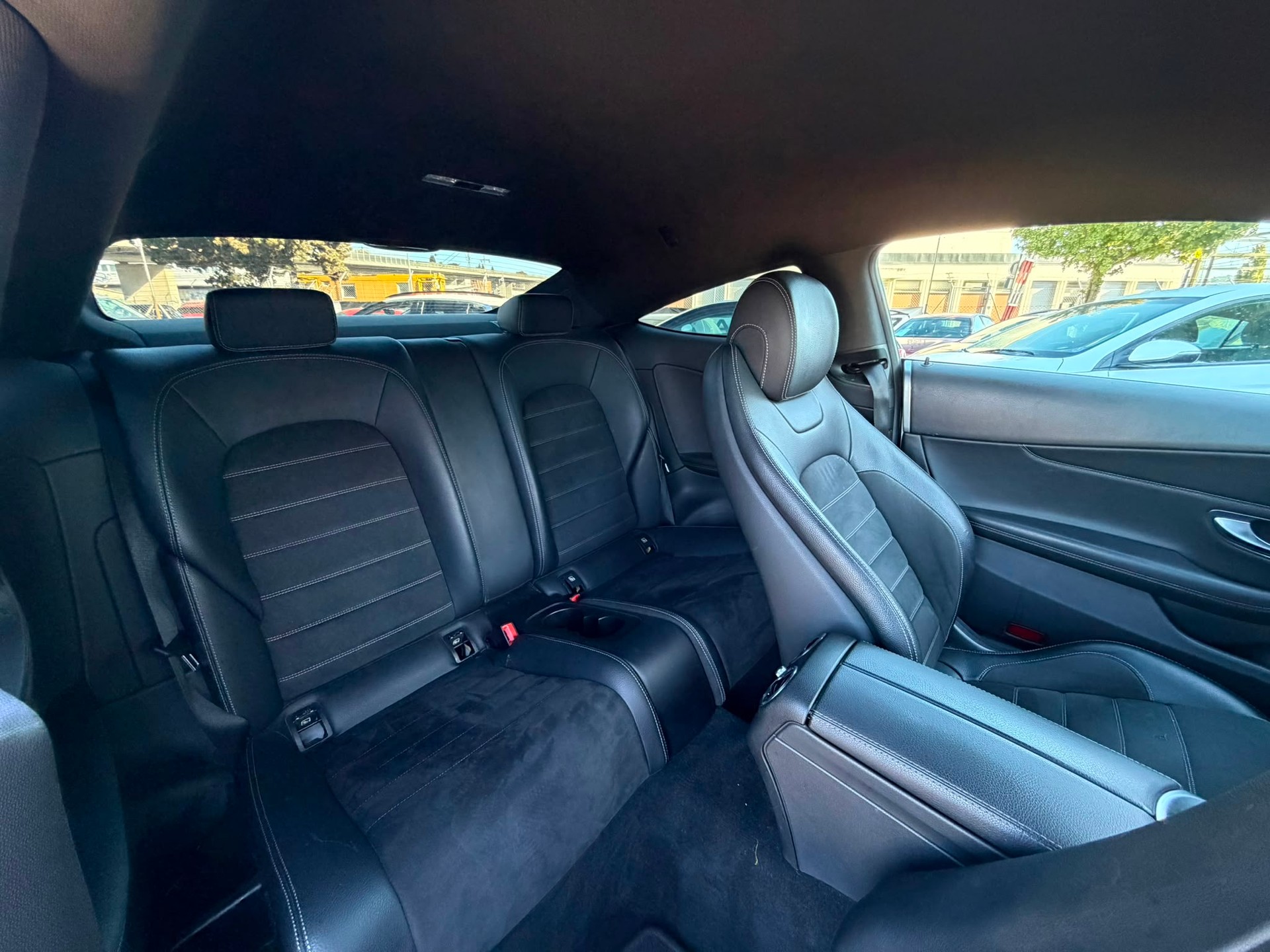 MERCEDES-BENZ C 250 d AMG Line Coupé 9G-Tronic garantie 2 ans expertiser du jours-image-18