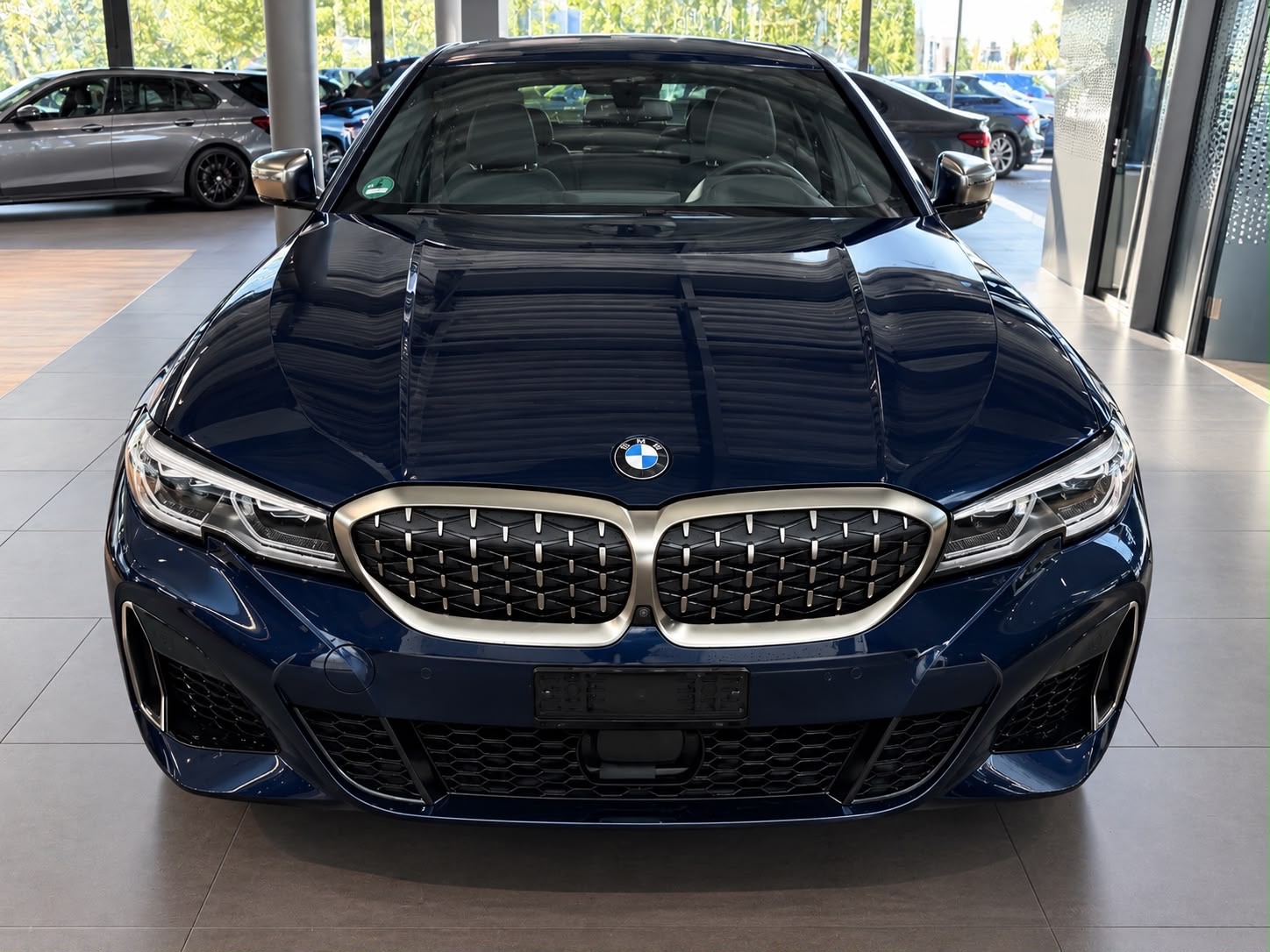 BMW M340i xDrive-image-5