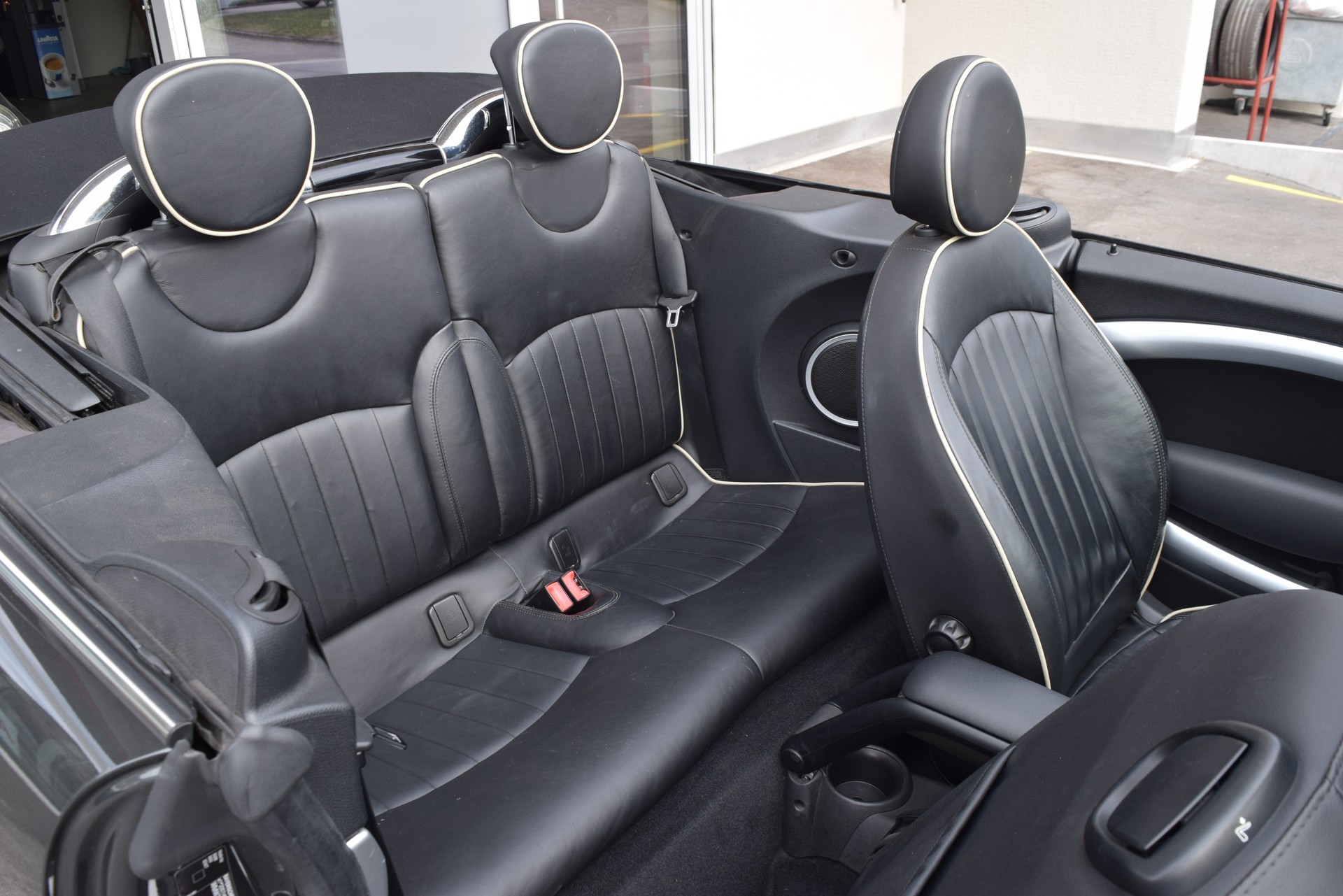 MINI Cooper S Cabriolet-image-17