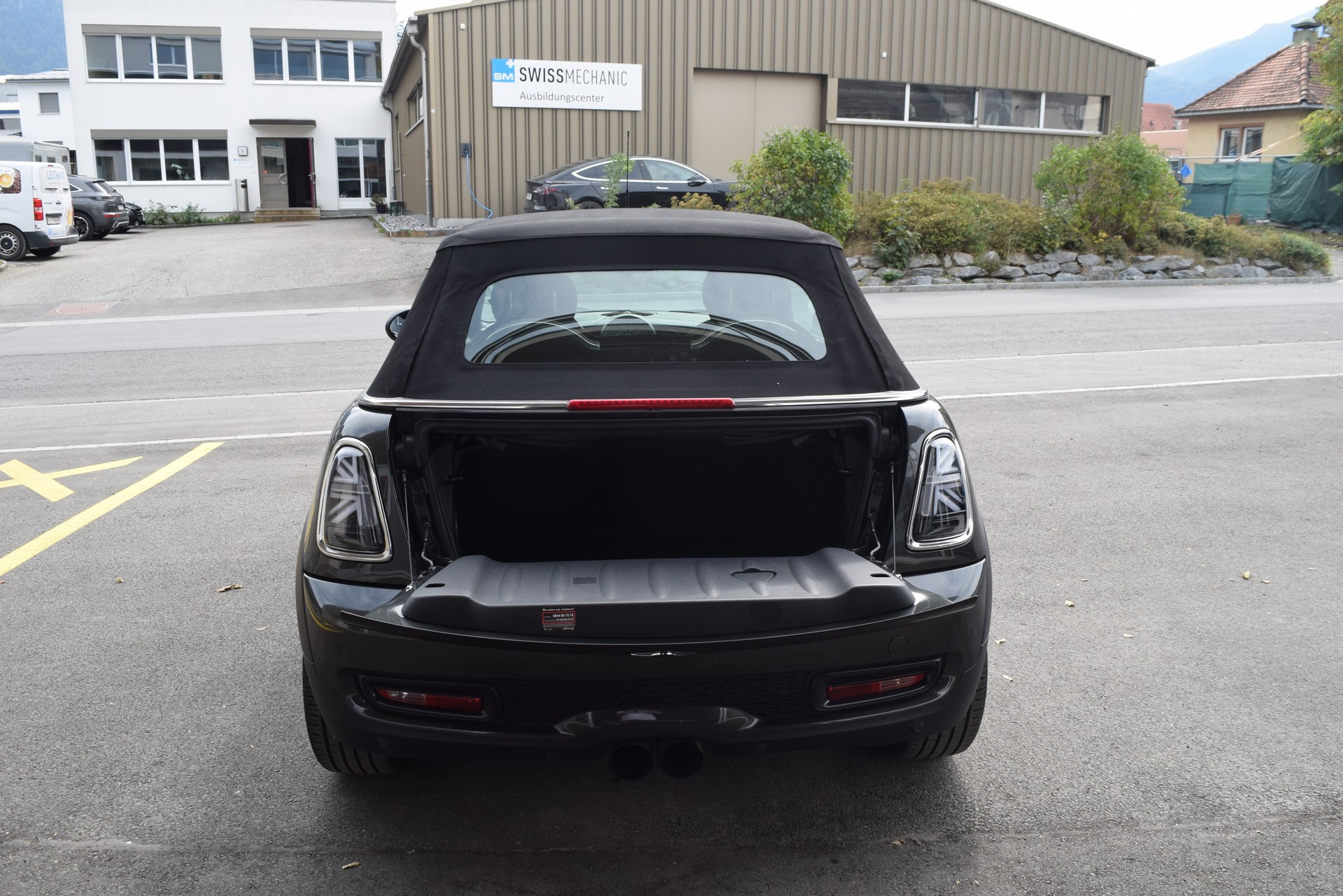 MINI Cooper S Cabriolet-image-8