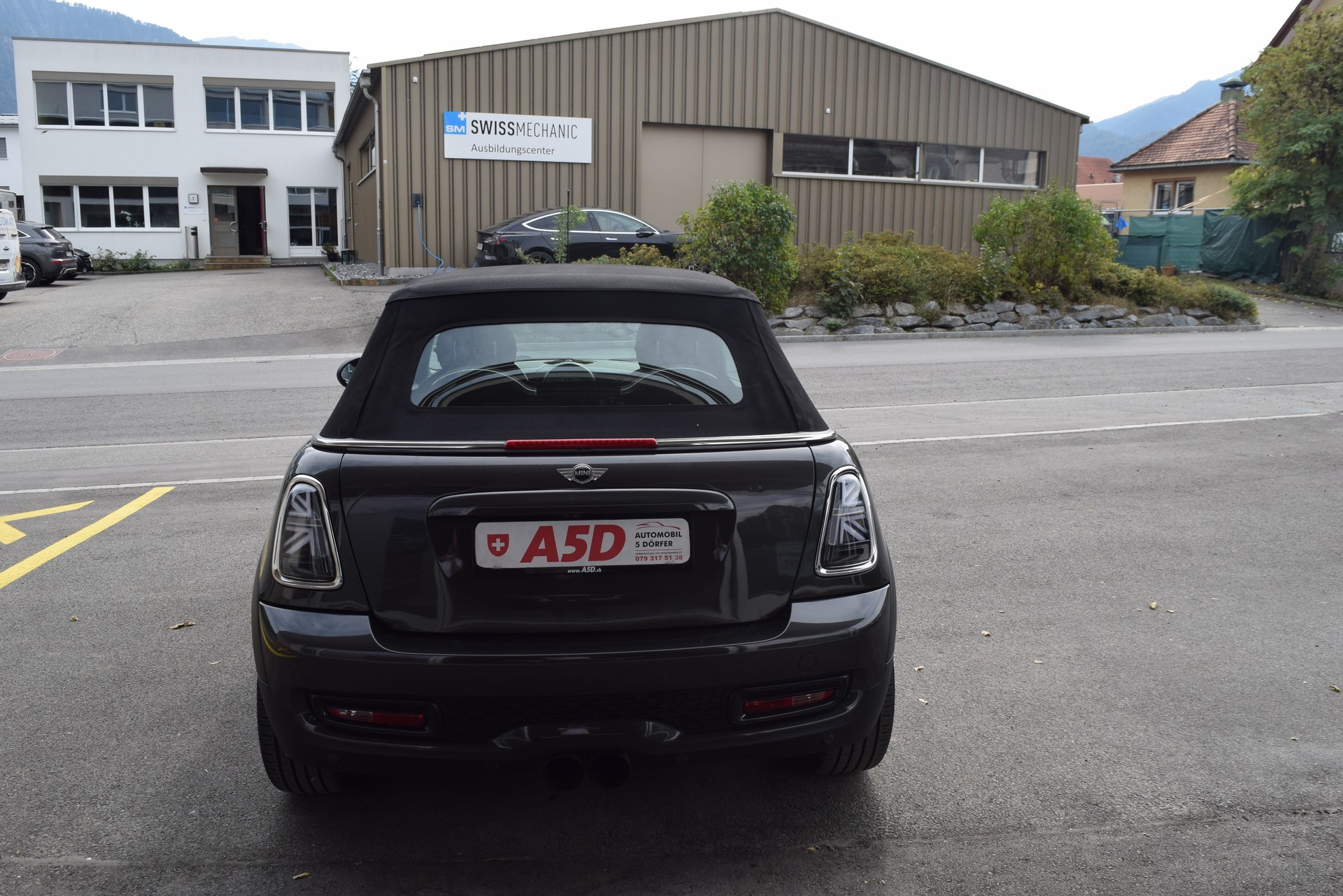 MINI Cooper S Cabriolet-image-5