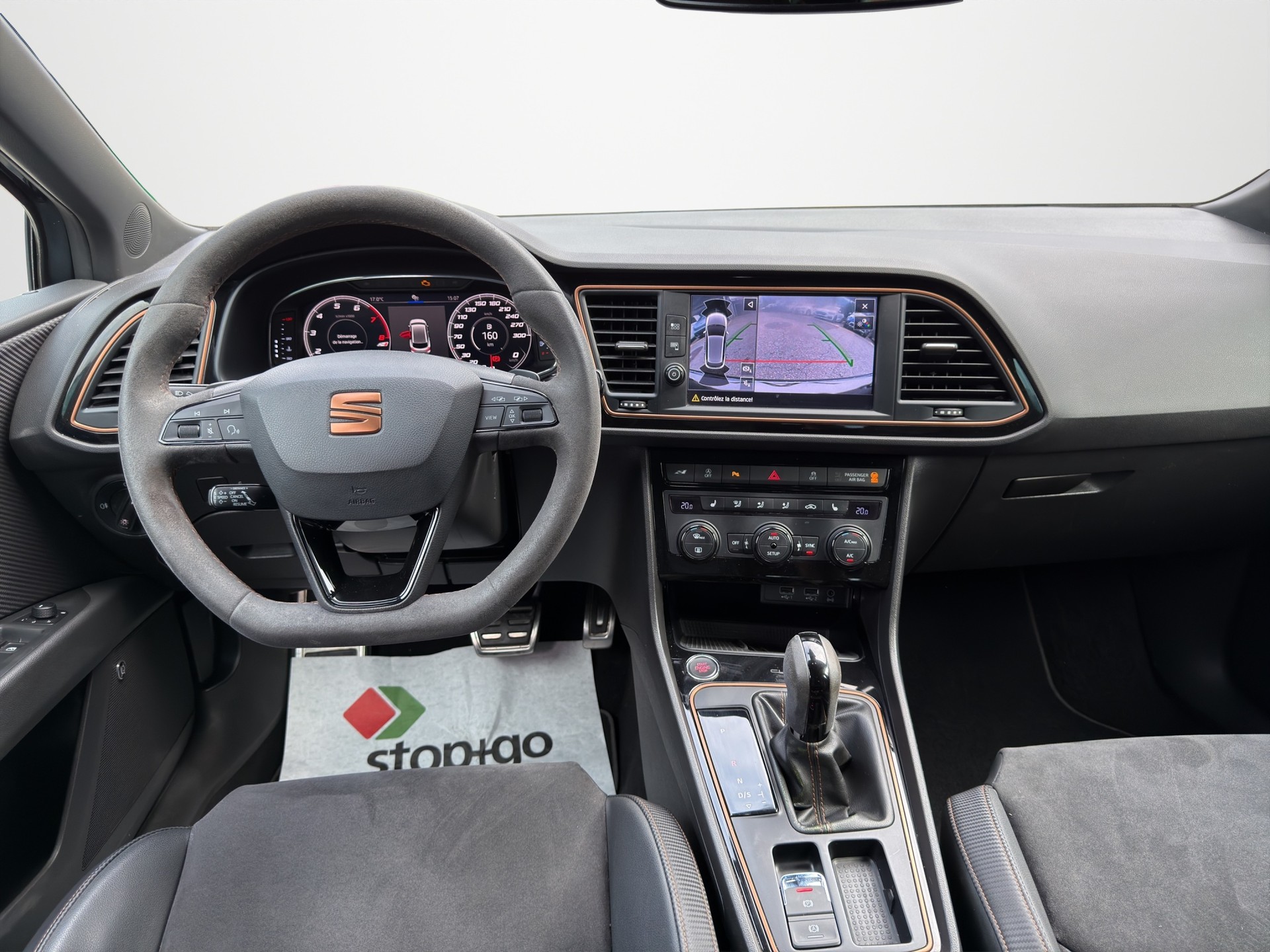 SEAT Leon ST 2.0 TSI Cupra R 300 4 Drive DSG-image-11