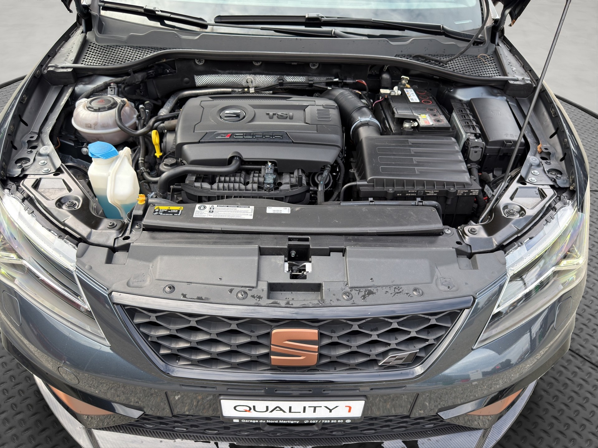 SEAT Leon ST 2.0 TSI Cupra R 300 4 Drive DSG-image-15