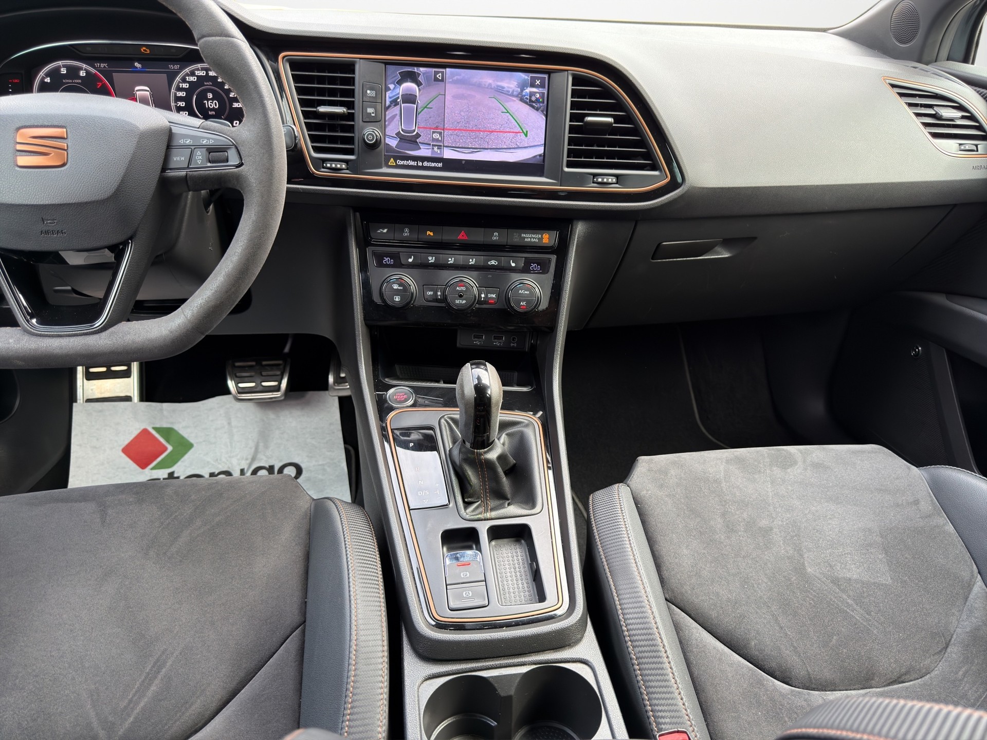 SEAT Leon ST 2.0 TSI Cupra R 300 4 Drive DSG-image-12