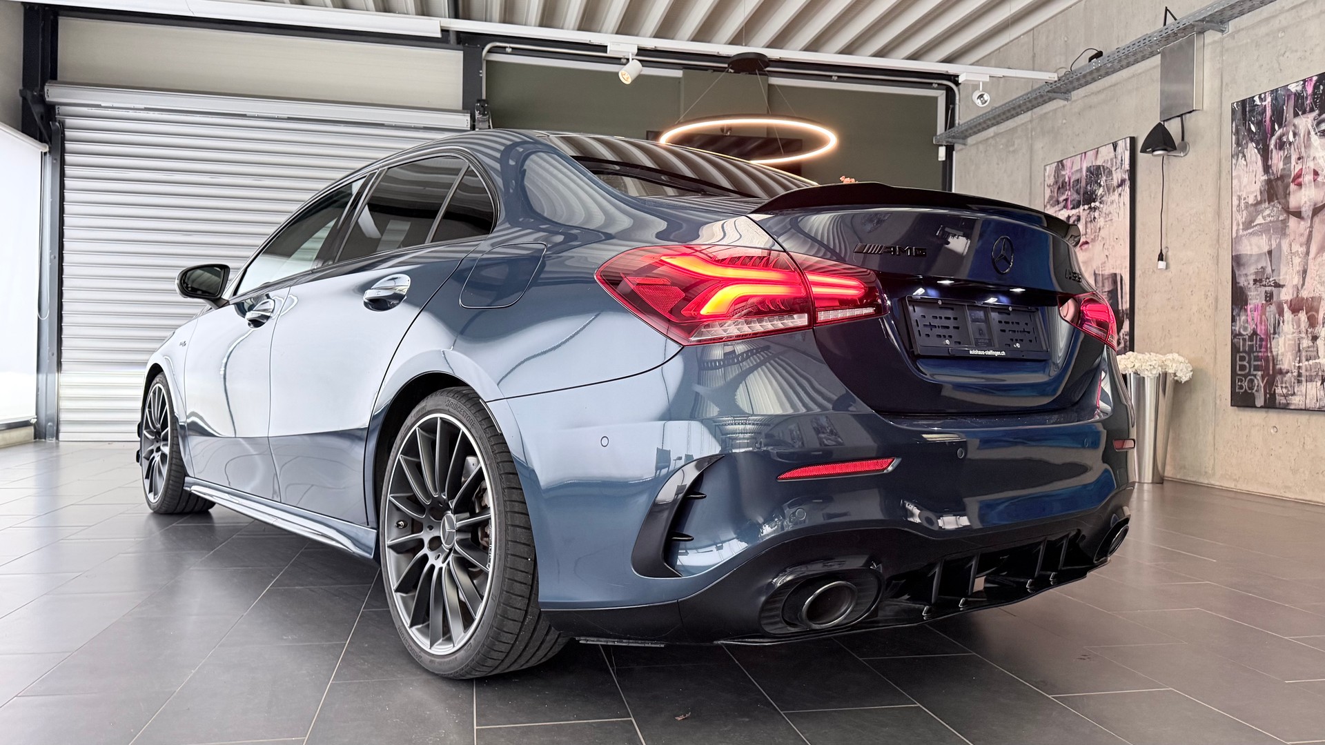 MERCEDES-BENZ A 35 AMG 4matic Limousine-image-21