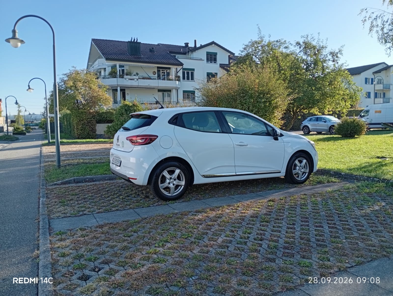 RENAULT 1.0 TCe Zen S/S-image-2