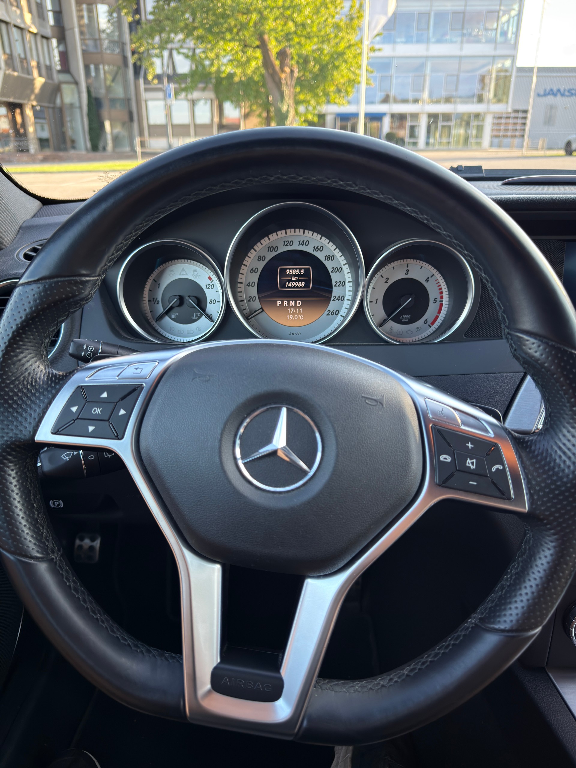MERCEDES-BENZ C 250 CDI BlueEF 4m-image-3