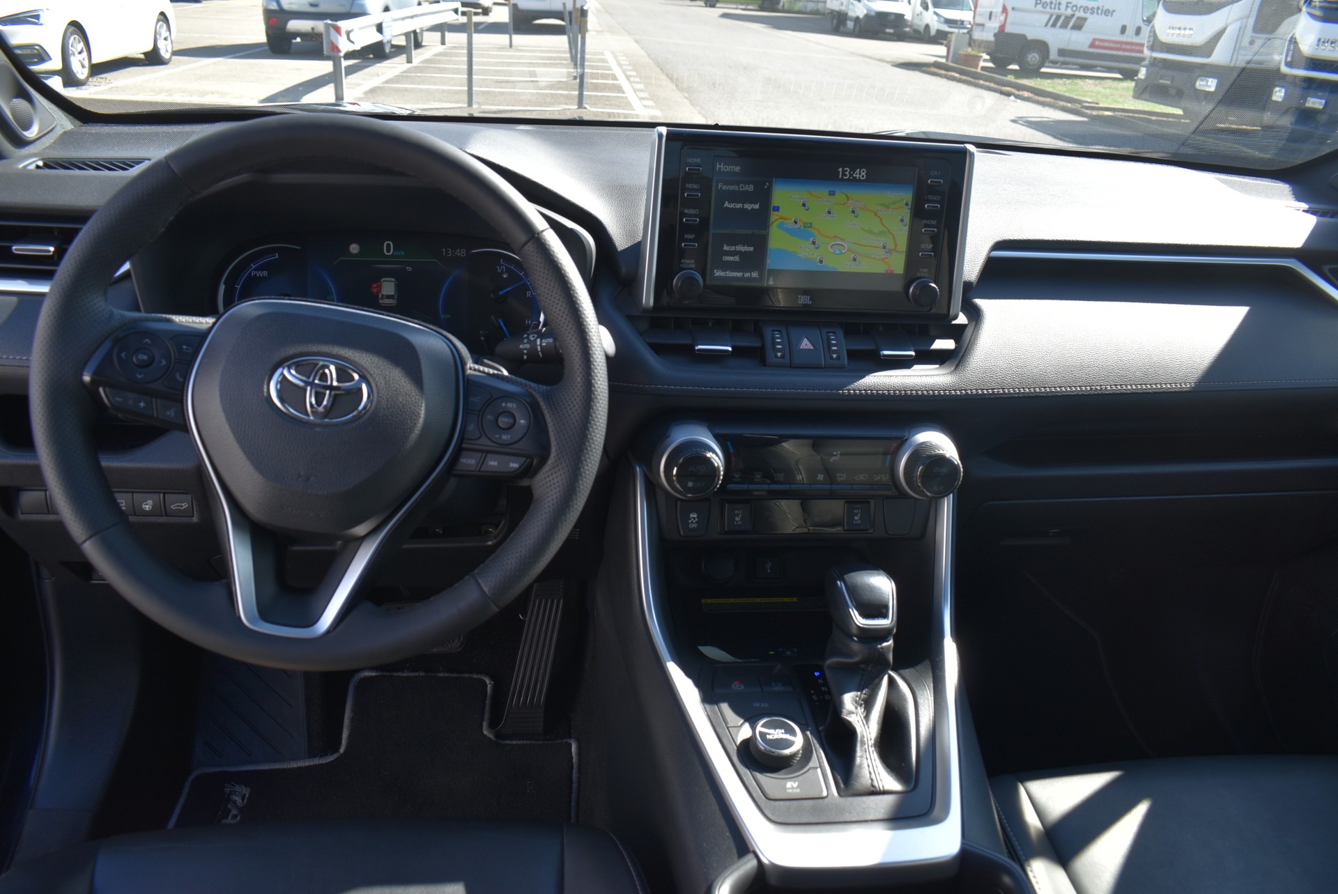 TOYOTA RAV-4 2.5 HSD Trend e-CVT 4WD-image-4
