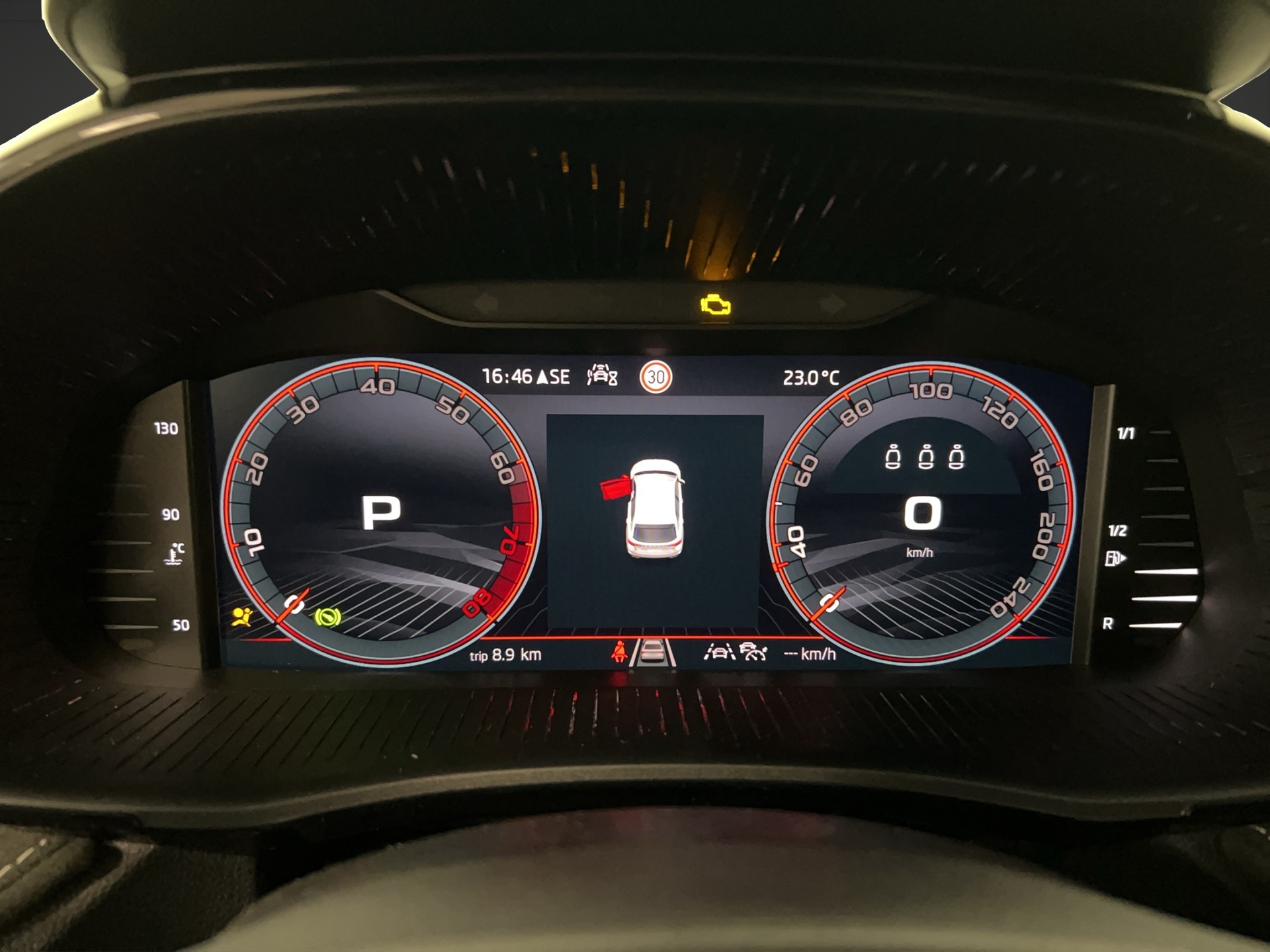 SKODA Fabia 1.0 TSI Monte Carlo DSG-image-7