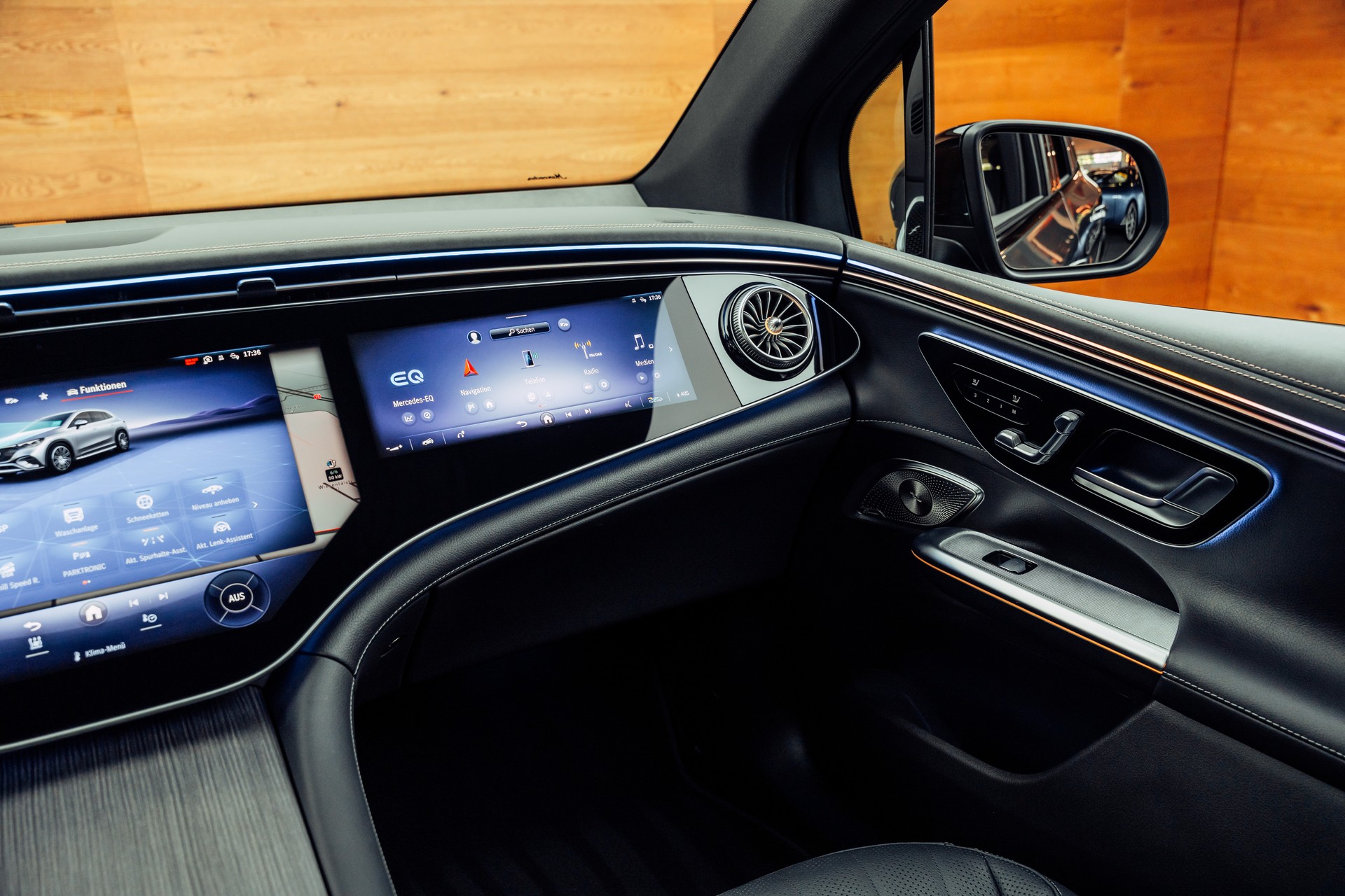 MERCEDES-BENZ EQE 500 4 Matic Executive Edition-image-11