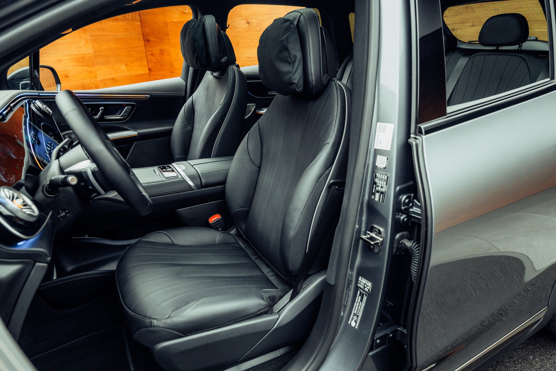 MERCEDES-BENZ EQE 500 4 Matic Executive Edition-image-6