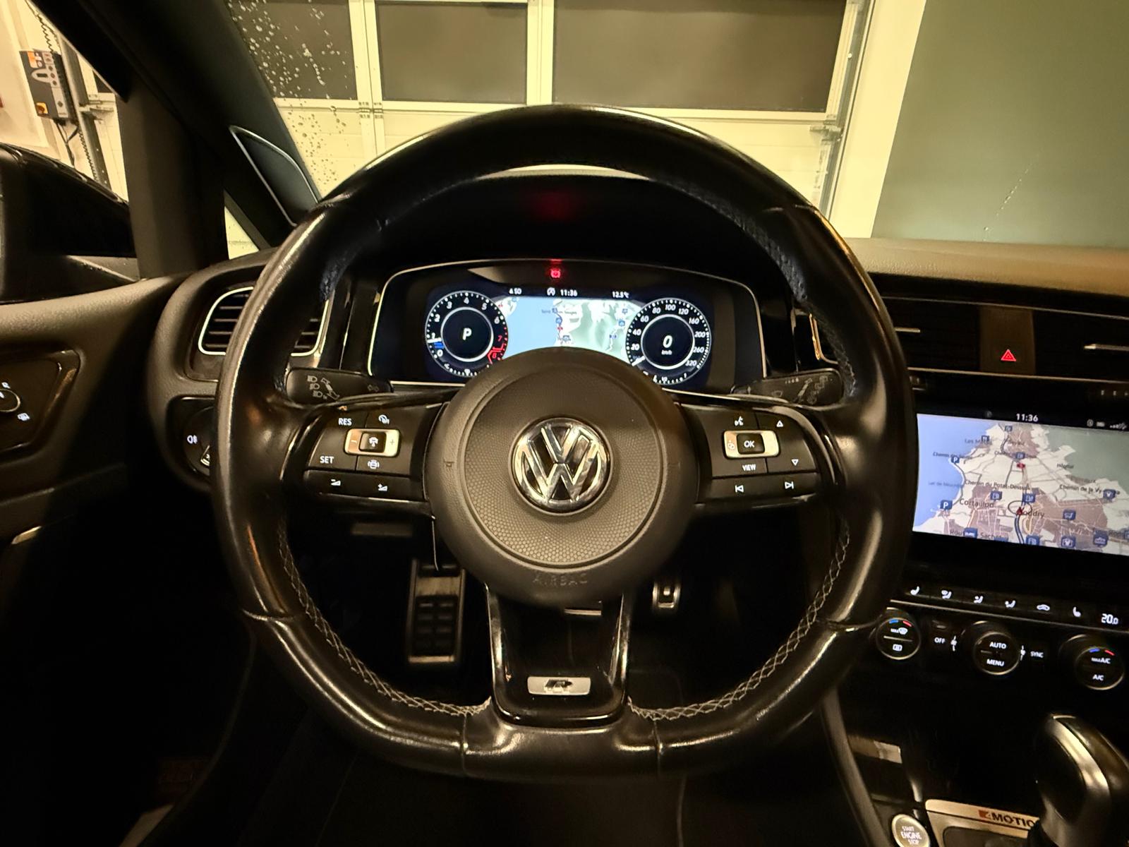 VW Golf 2.0 TSI R 4Motion DSG-image-19