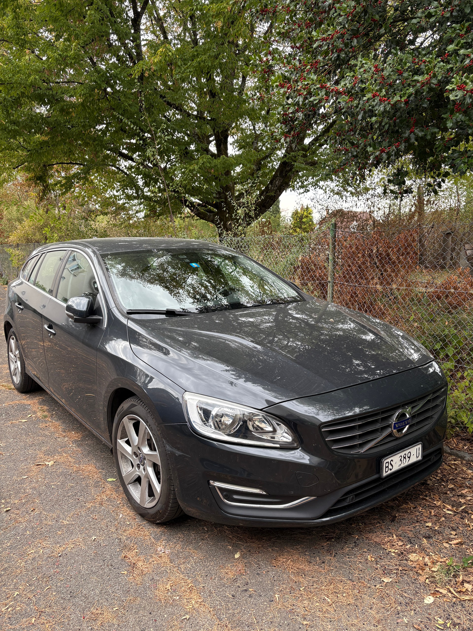 VOLVO V60 T 5-image-0
