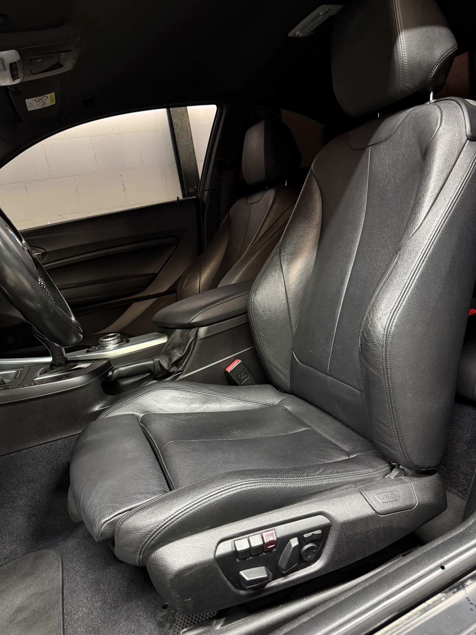 BMW M235i Steptronic-image-13
