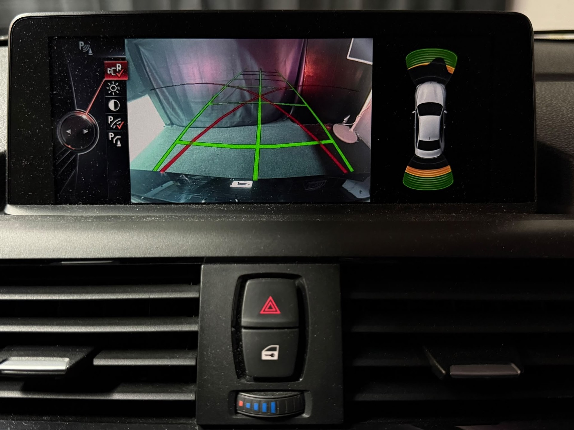 BMW M235i Steptronic-image-19