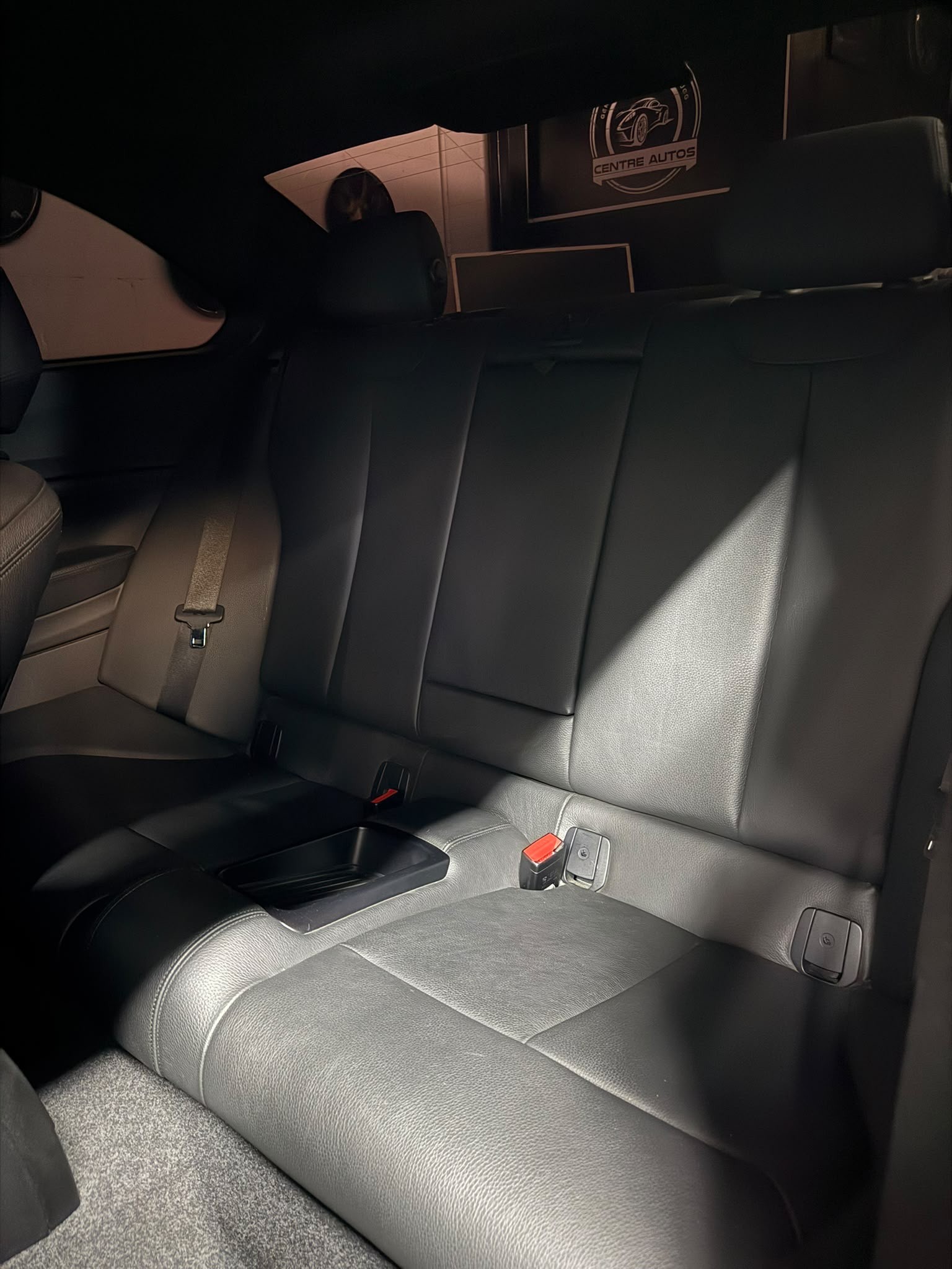 BMW M235i Steptronic-image-15