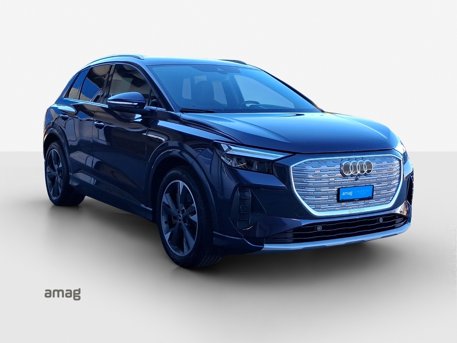 AUDI Q4 e-tron 50 quattro-image-5