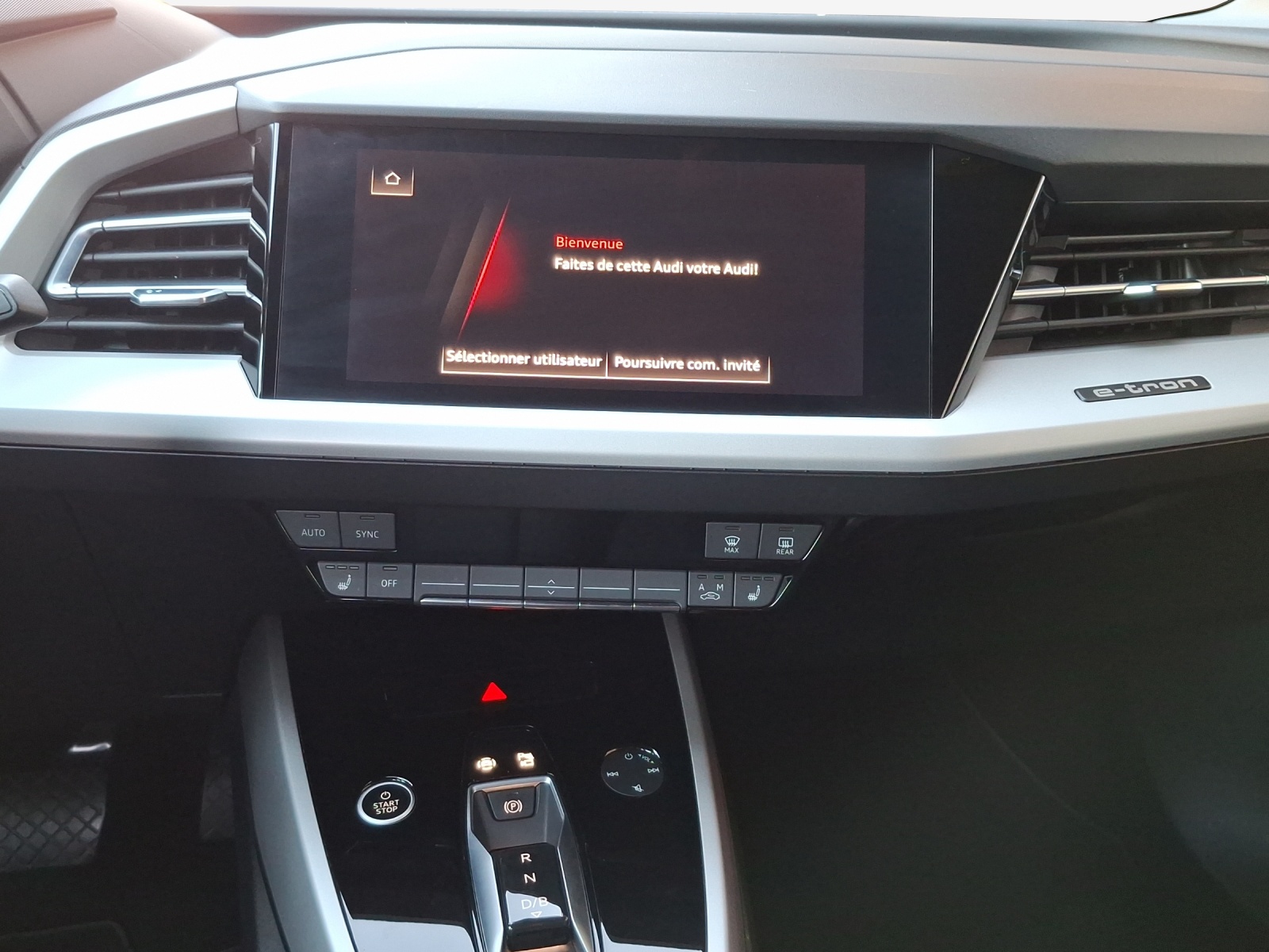 AUDI Q4 e-tron 50 quattro-image-10